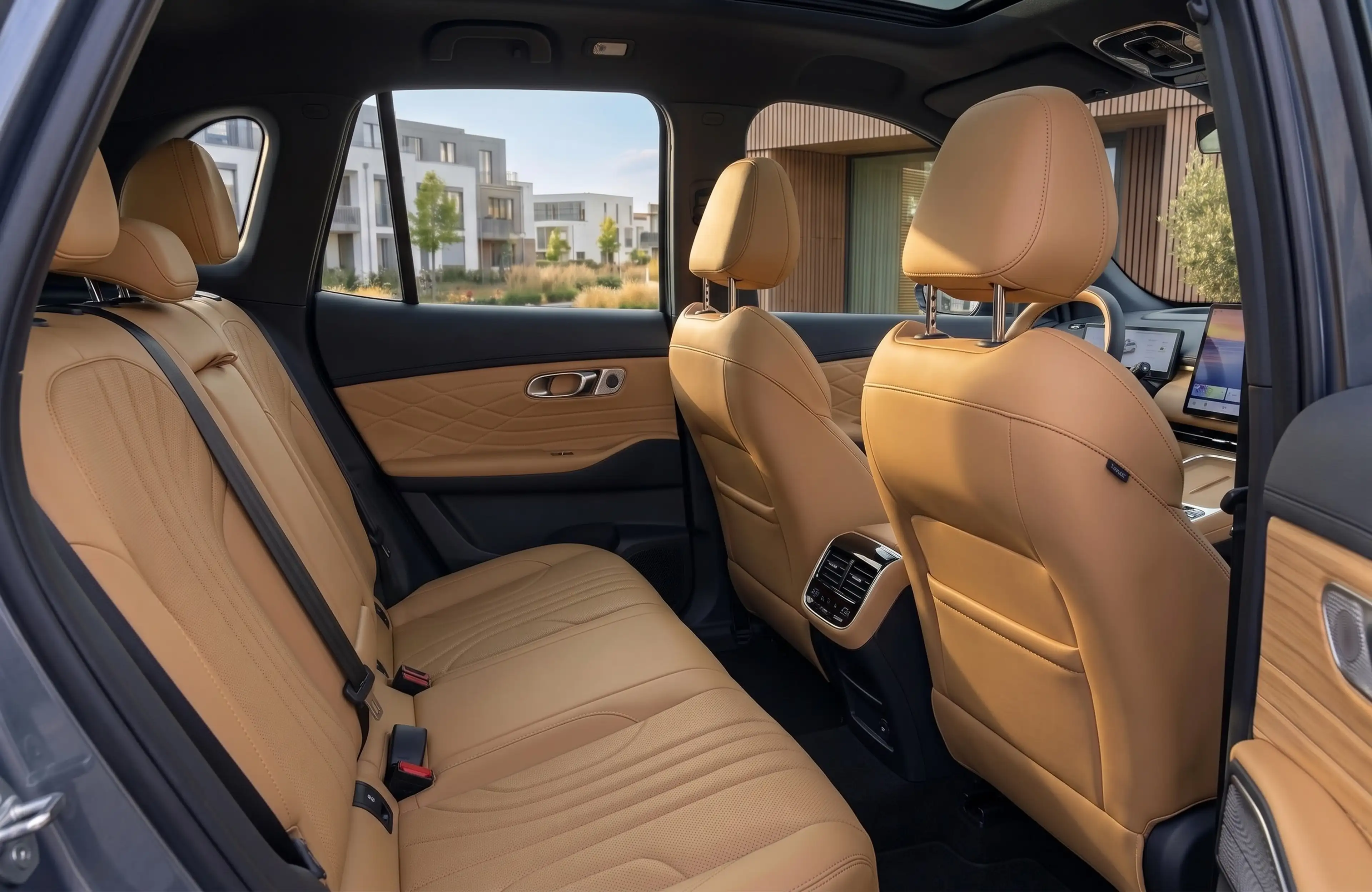 Geely Starray EM-i NEUF - Finition MAX+ / Volcanic Grey / Bleu Glacier - Intérieur Brun Ambre — photo 8