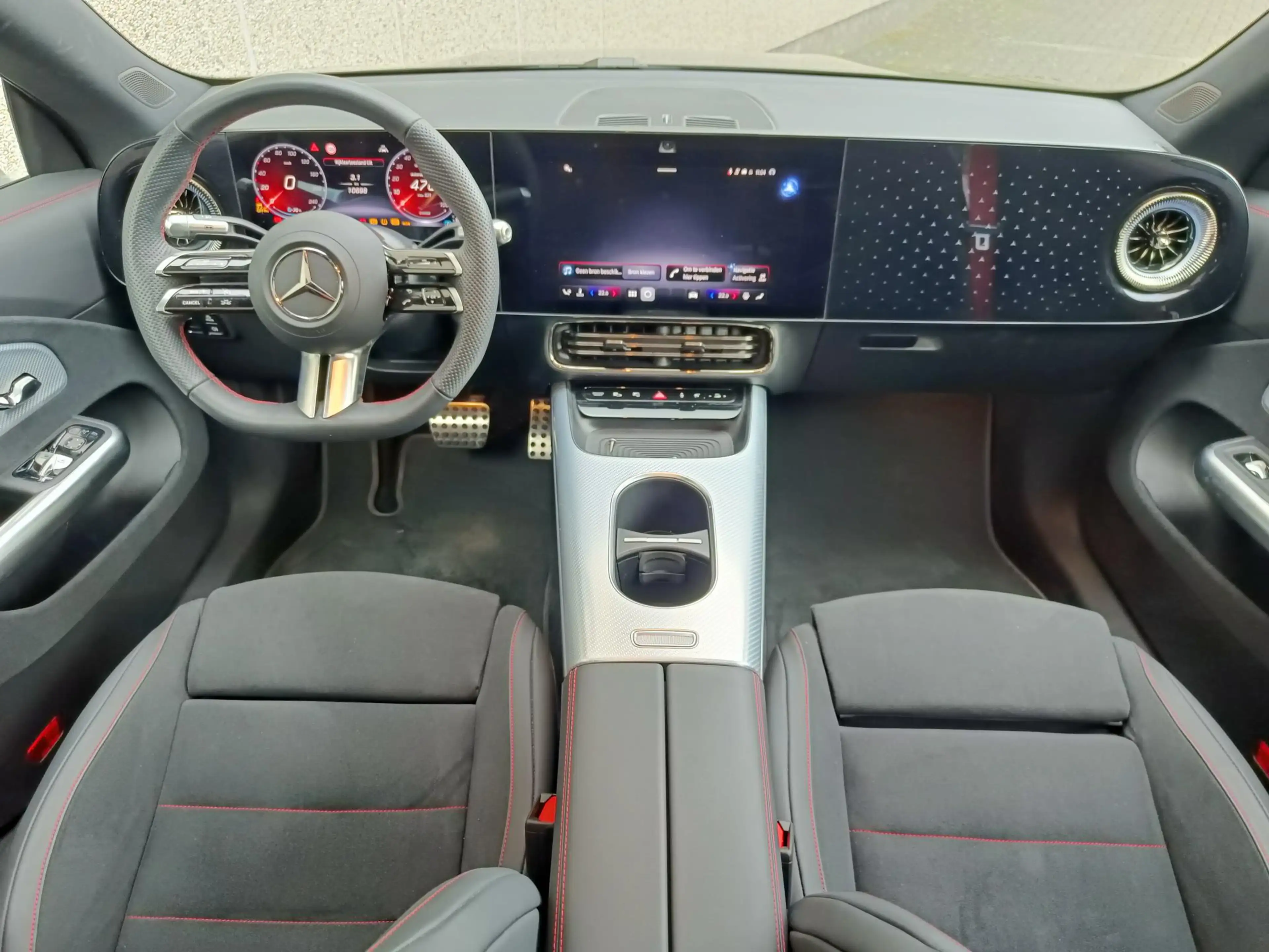Mercedes-Benz CLA 250 250+ EQ AMG-Line — photo 8