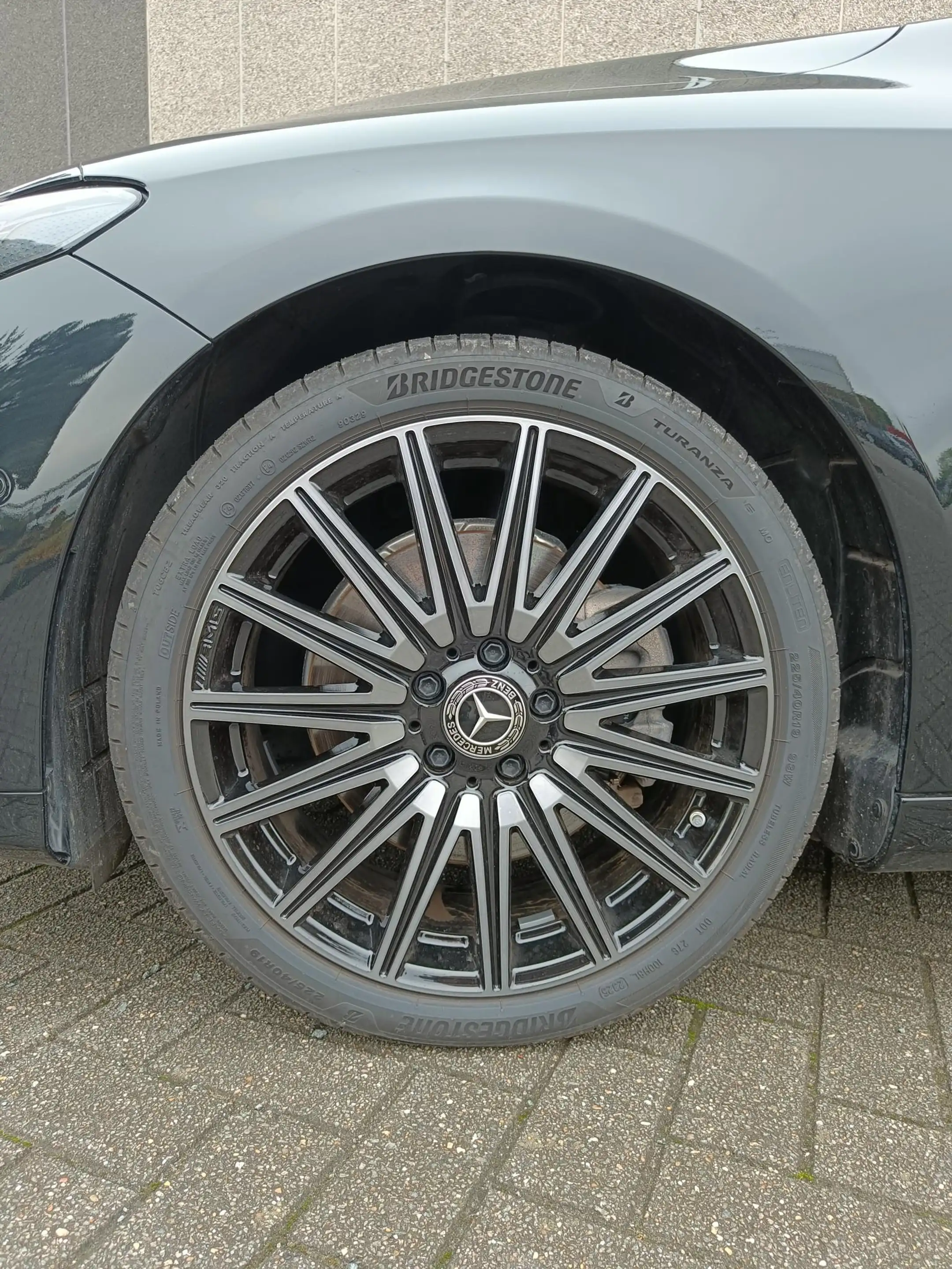 Mercedes-Benz CLA 250 250+ EQ AMG-Line — photo 3