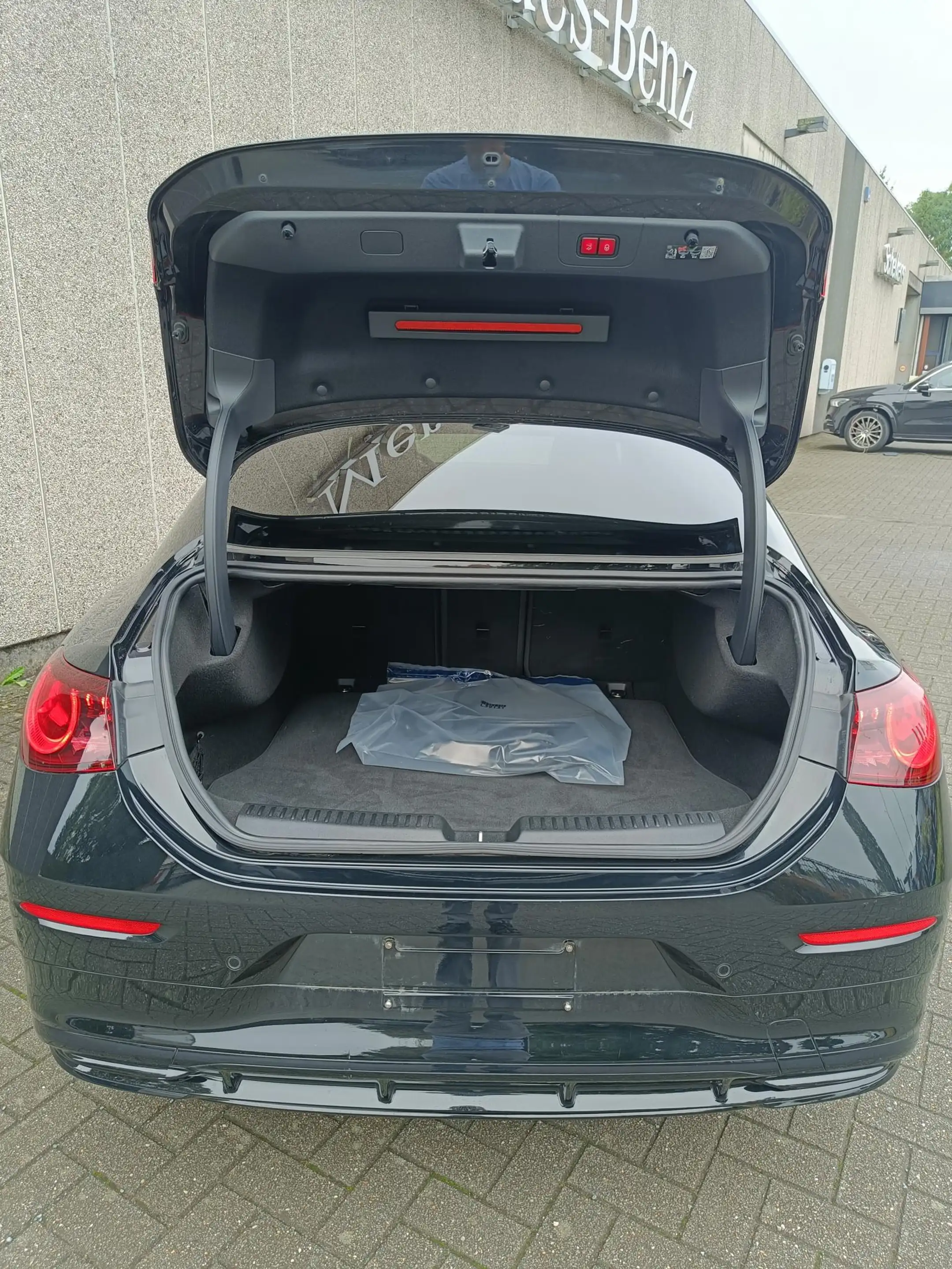 Mercedes-Benz CLA 250 250+ EQ AMG-Line — photo 13
