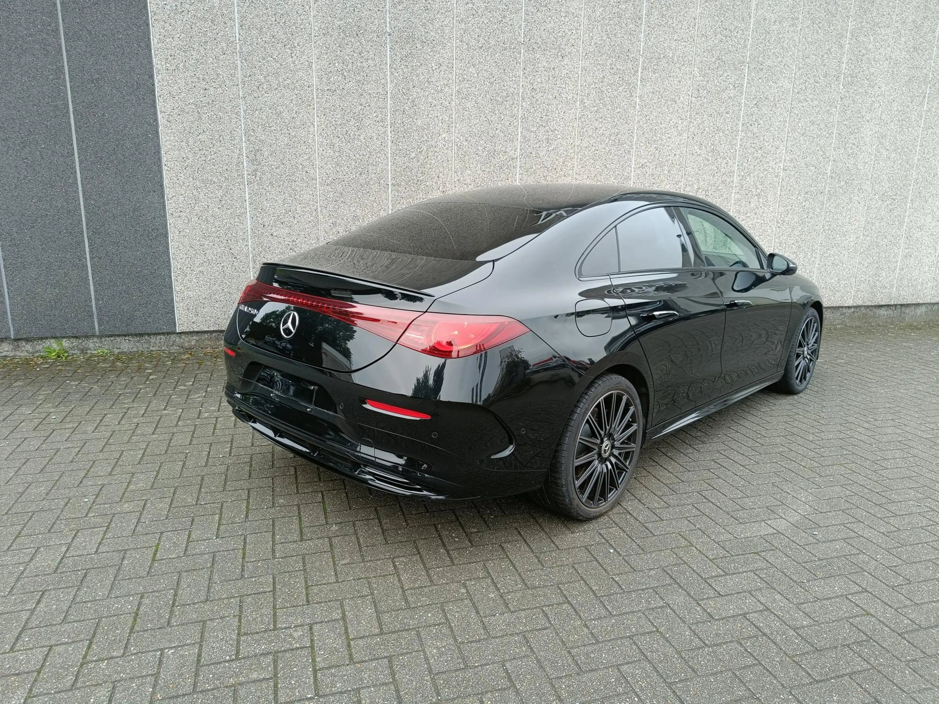 Mercedes-Benz CLA 250 250+ EQ AMG-Line — photo 2