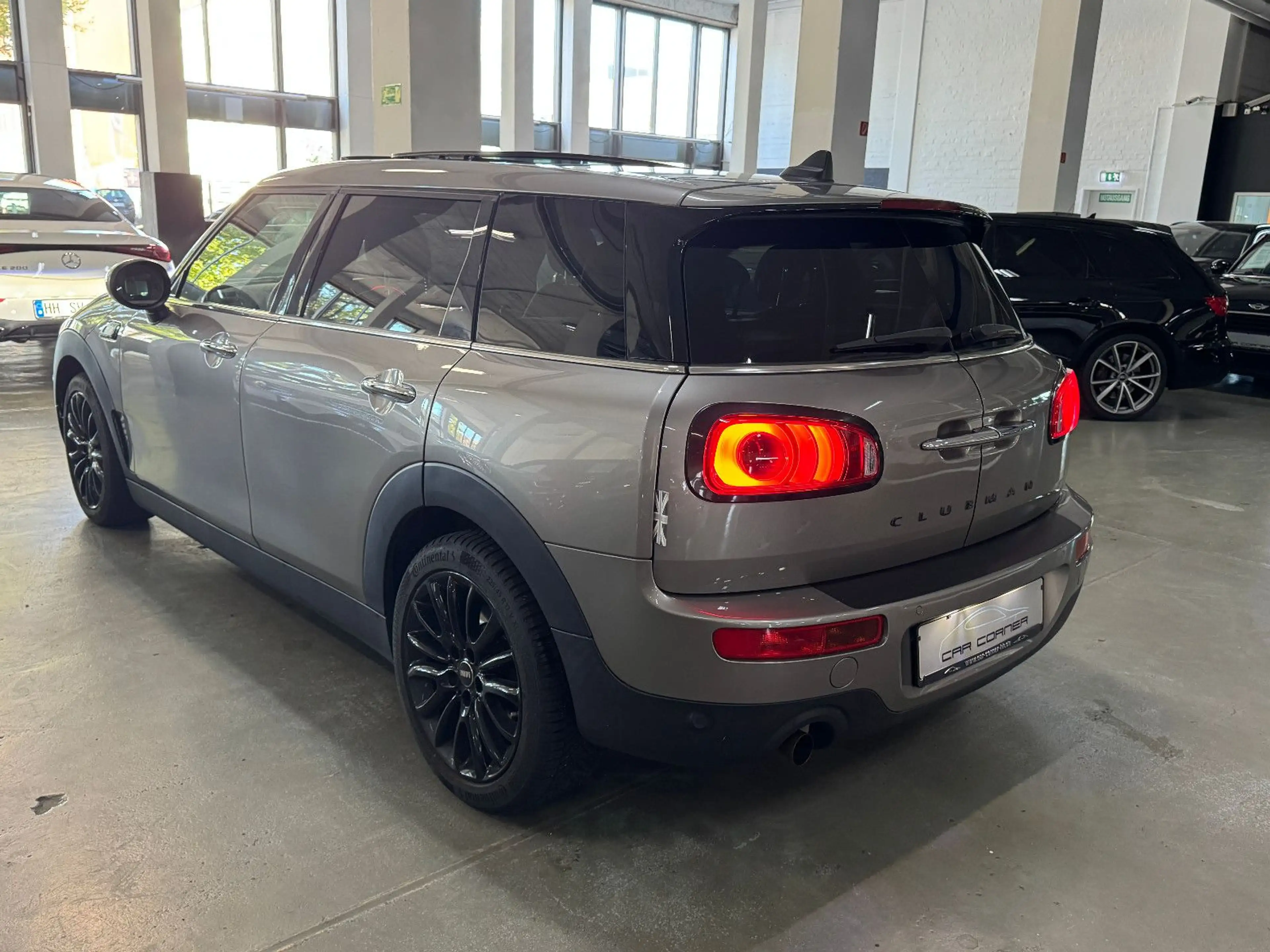 MINI One Clubman ONE CLUBMAN AUTOMATIK SPORTPAKET BLACK STYLE LED — photo 3