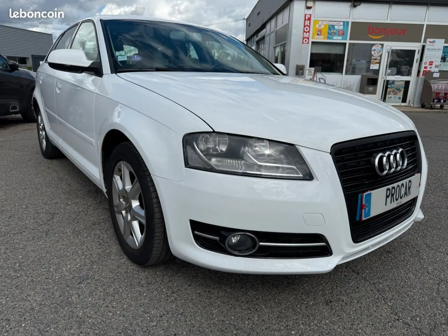 Audi A3 1.8 TFSI 160 AMBIENTE 1ère MAIN Blanc - 2