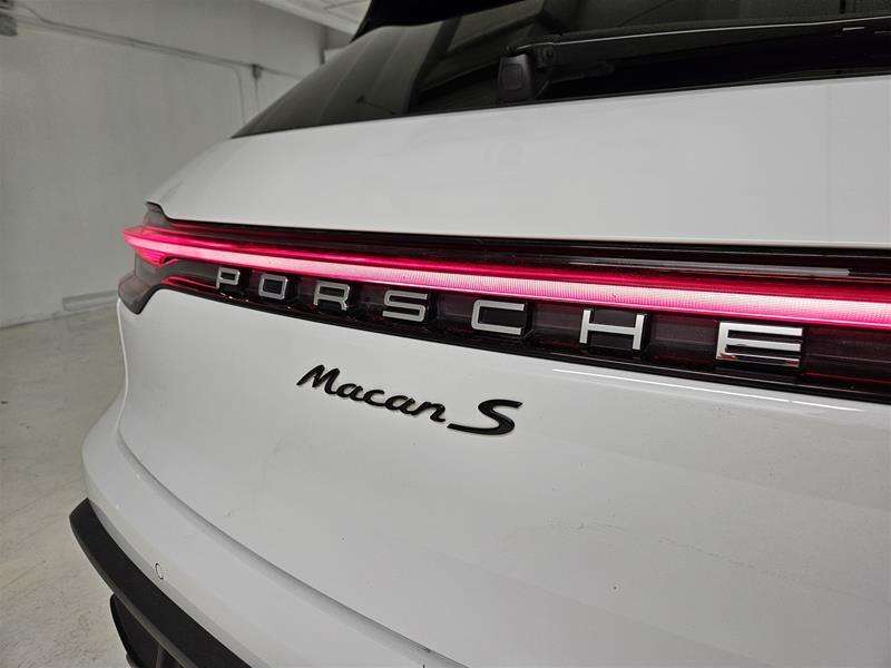2023 Porsche Macan S One Owner|No Accidents thumb 18