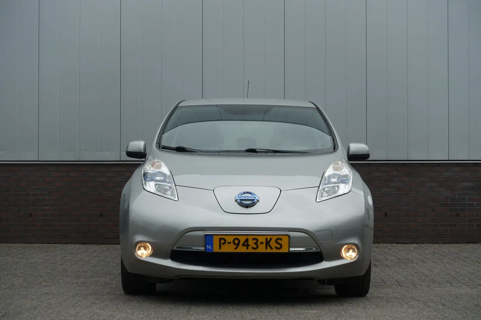 Nissan Leaf Tekna 30 kWh | Lederen bekleding | Navigatie | € 2 Grijs - 2