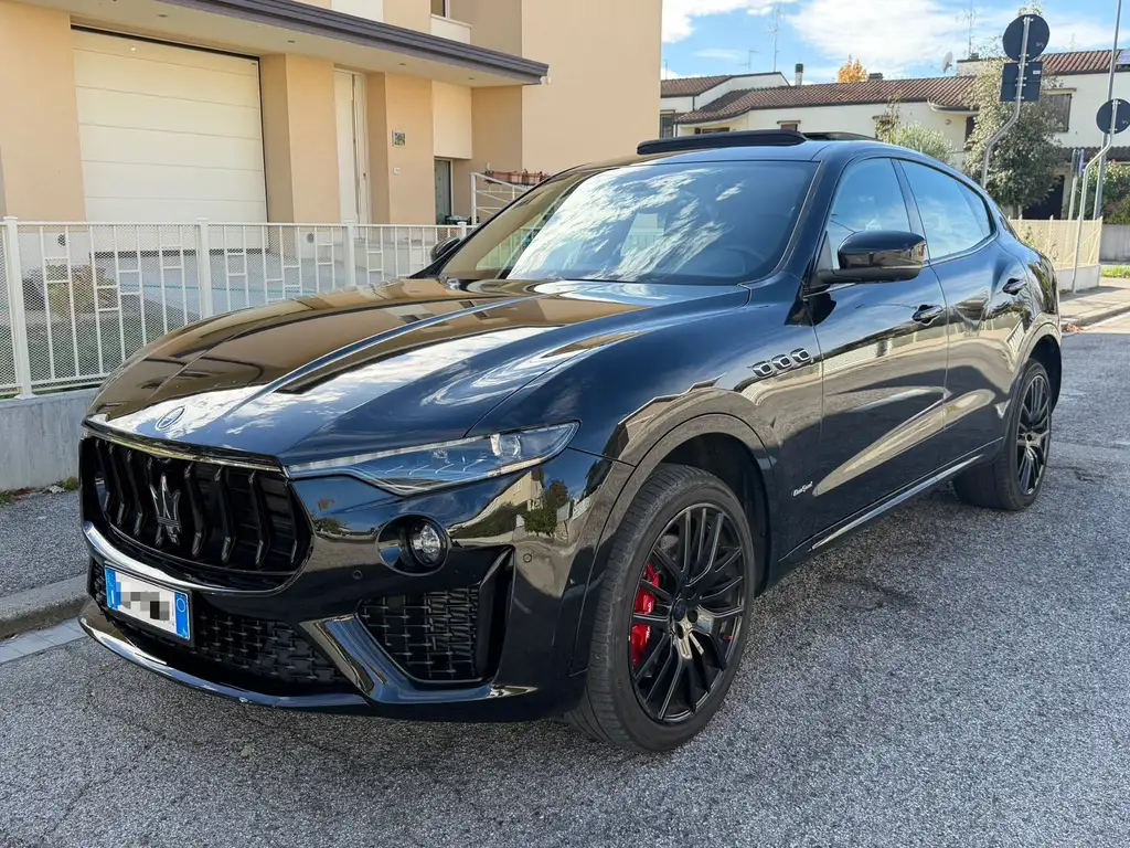 Maserati Levante 2018 из Европы — купить под ключ
