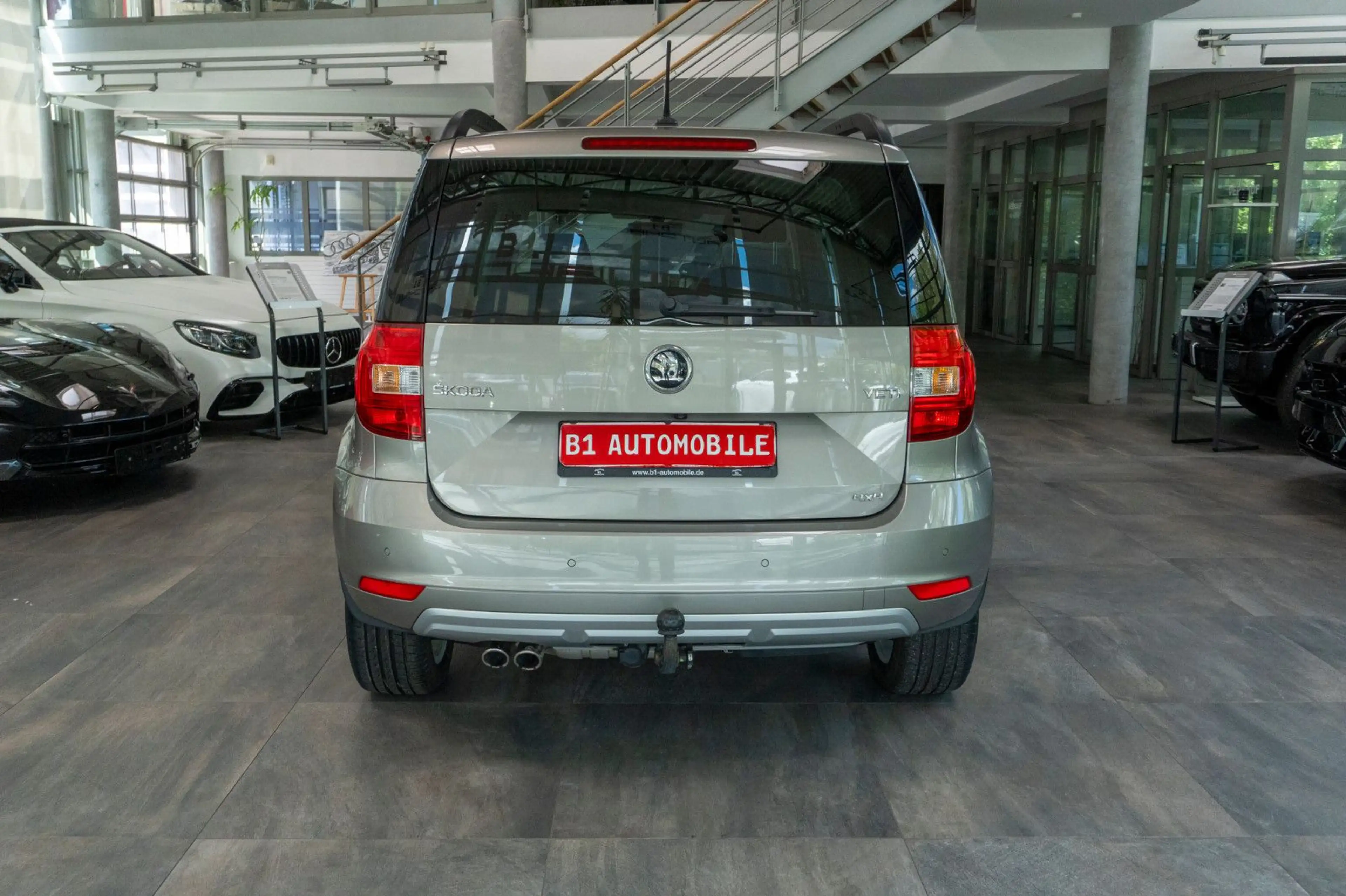 Skoda Yeti Style 4x4*AHK*KAM*PANO*DAB*NAVI*MEMORY — photo 6