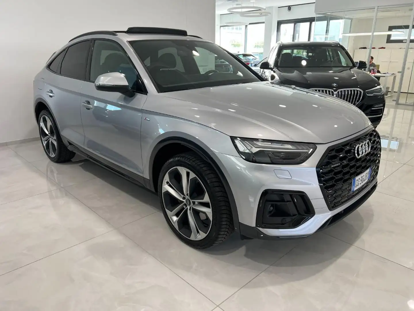 Audi Q5 SPB 40 TDI quattro S tronic S line plus Sportback Argent - 2