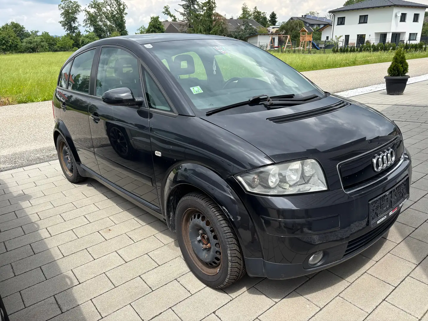 Audi A2 Schwarz - 2