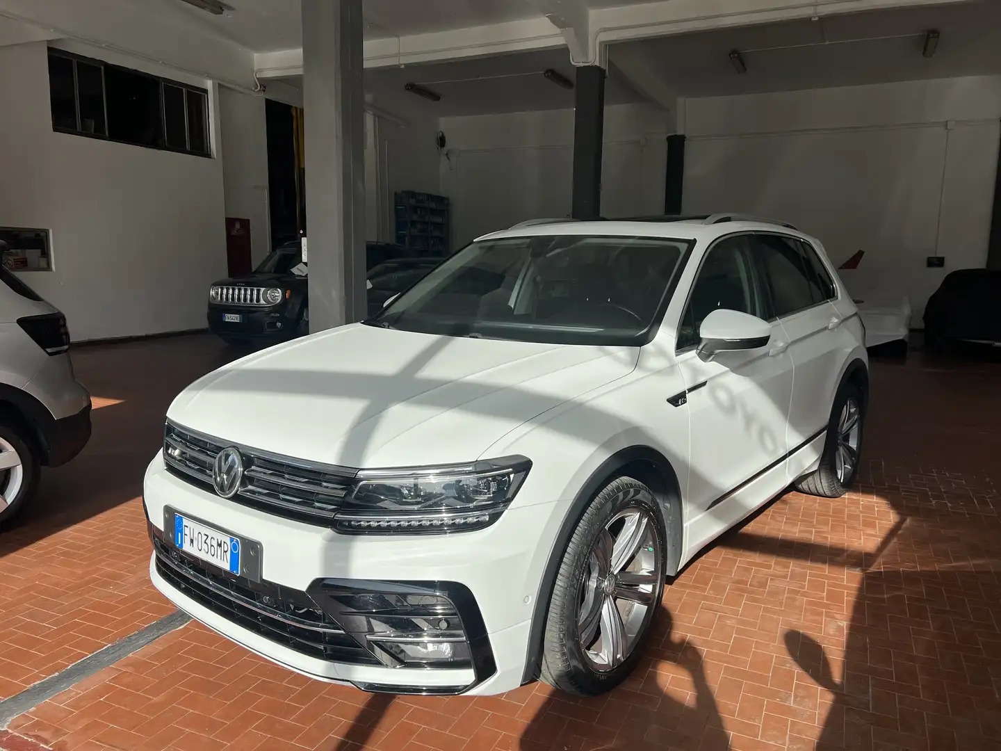 Volkswagen Tiguan Tiguan 2.0 tdi Advanced R-Line 4motion 190cv dsg Blanc - 2
