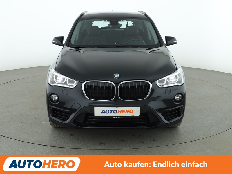 BMW X1 xDrive 20i Sport Line Aut.*TEMPO*PDC*SHZ*KLIMA* — photo 9