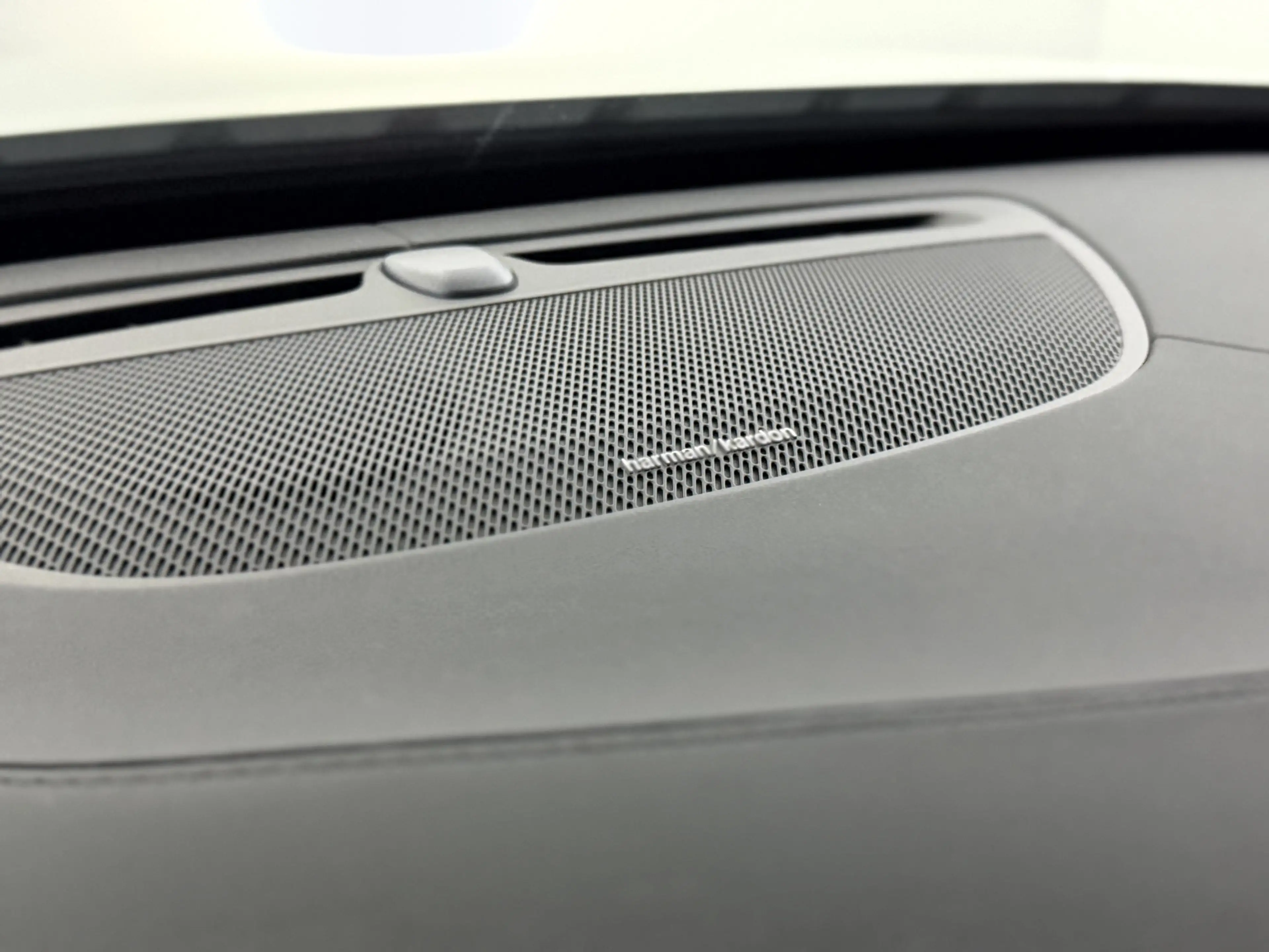 Volvo XC90 2.0 T8 Plug-in hybrid AWD Plus Dark Facelift 7P Pa — photo 22