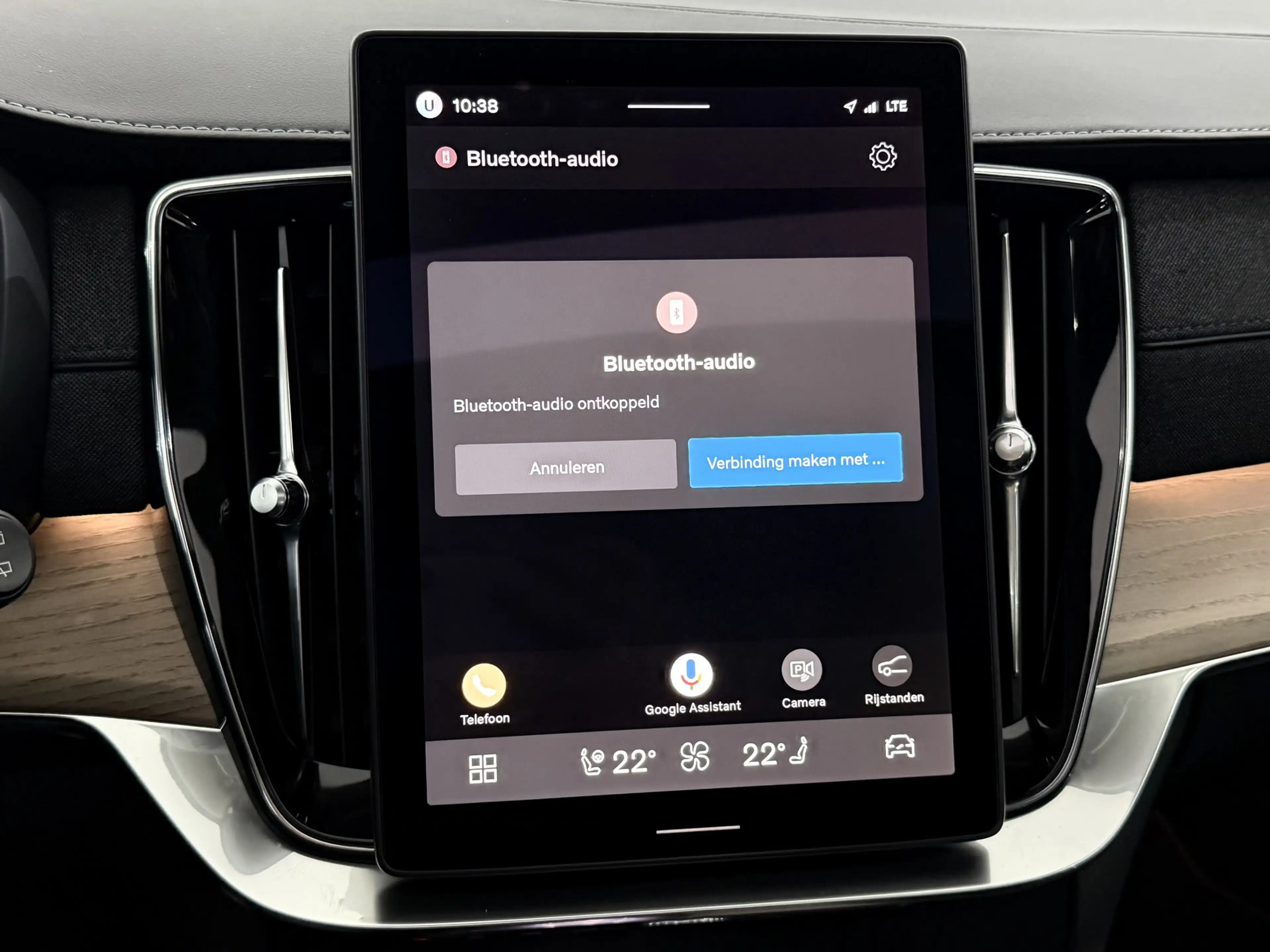 Volvo XC90 2.0 T8 Plug-in hybrid AWD Plus Dark Facelift 7P Pa — photo 29