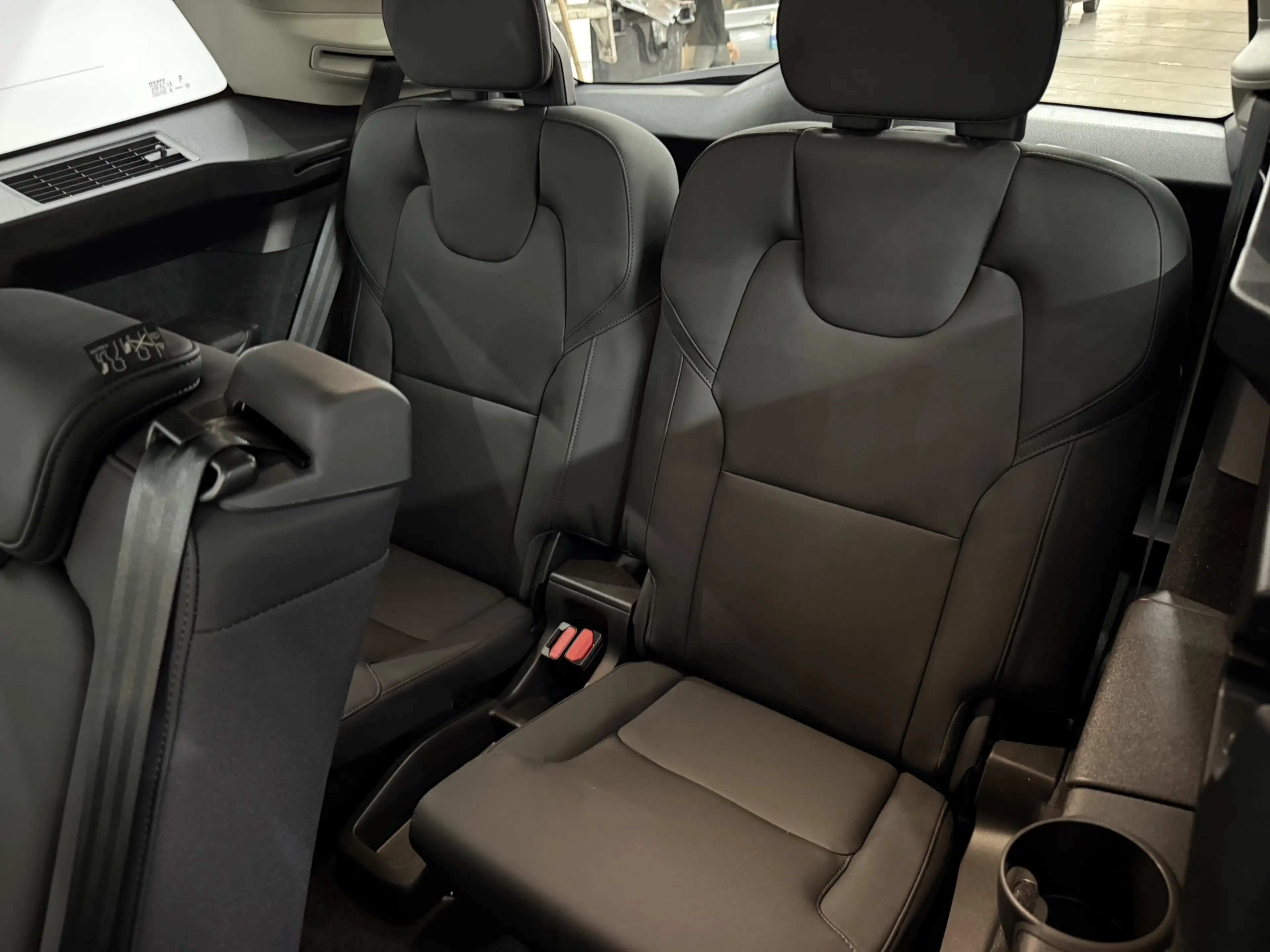 Volvo XC90 2.0 T8 Plug-in hybrid AWD Plus Dark Facelift 7P Pa — photo 10