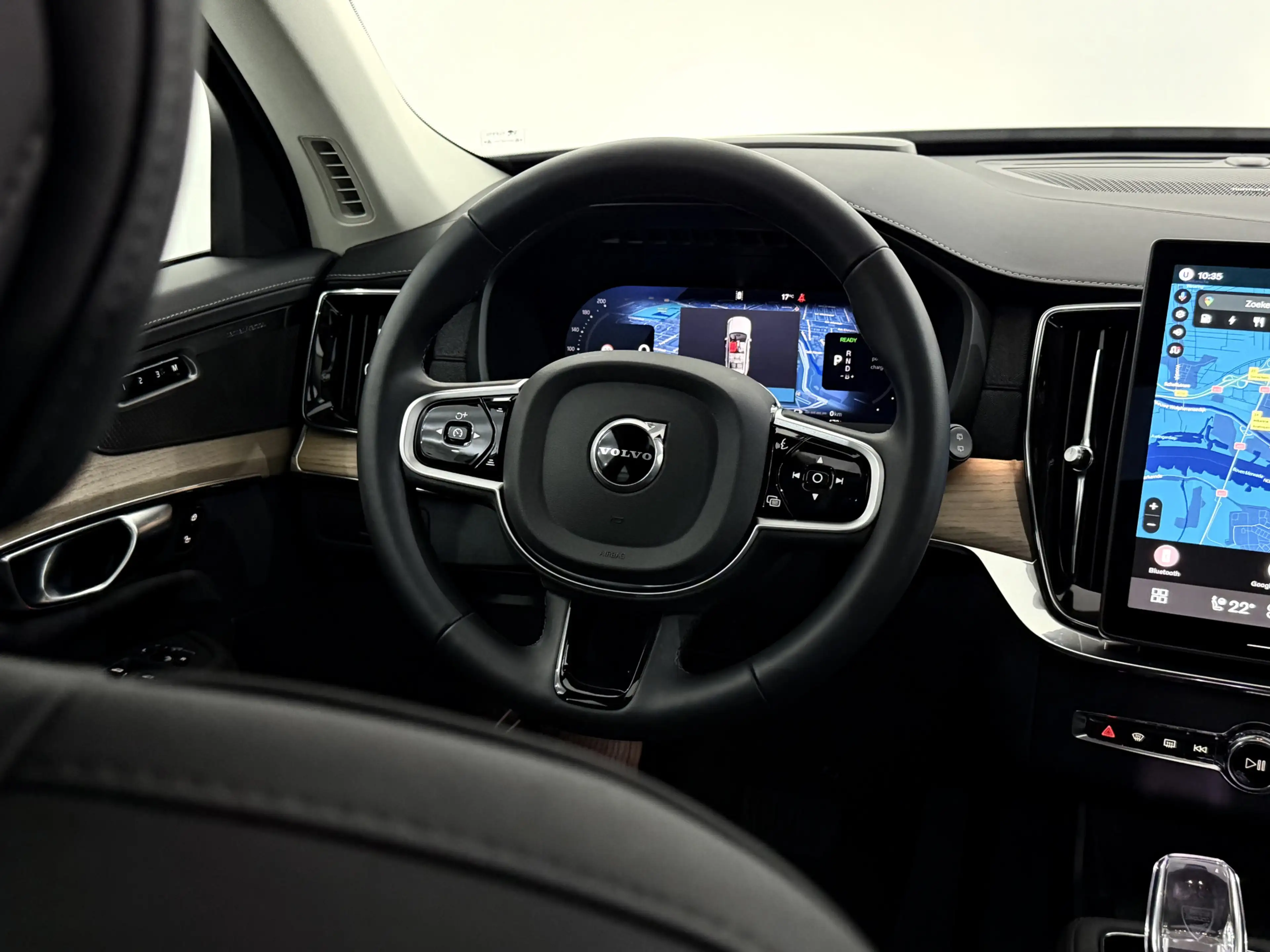 Volvo XC90 2.0 T8 Plug-in hybrid AWD Plus Dark Facelift 7P Pa — photo 15