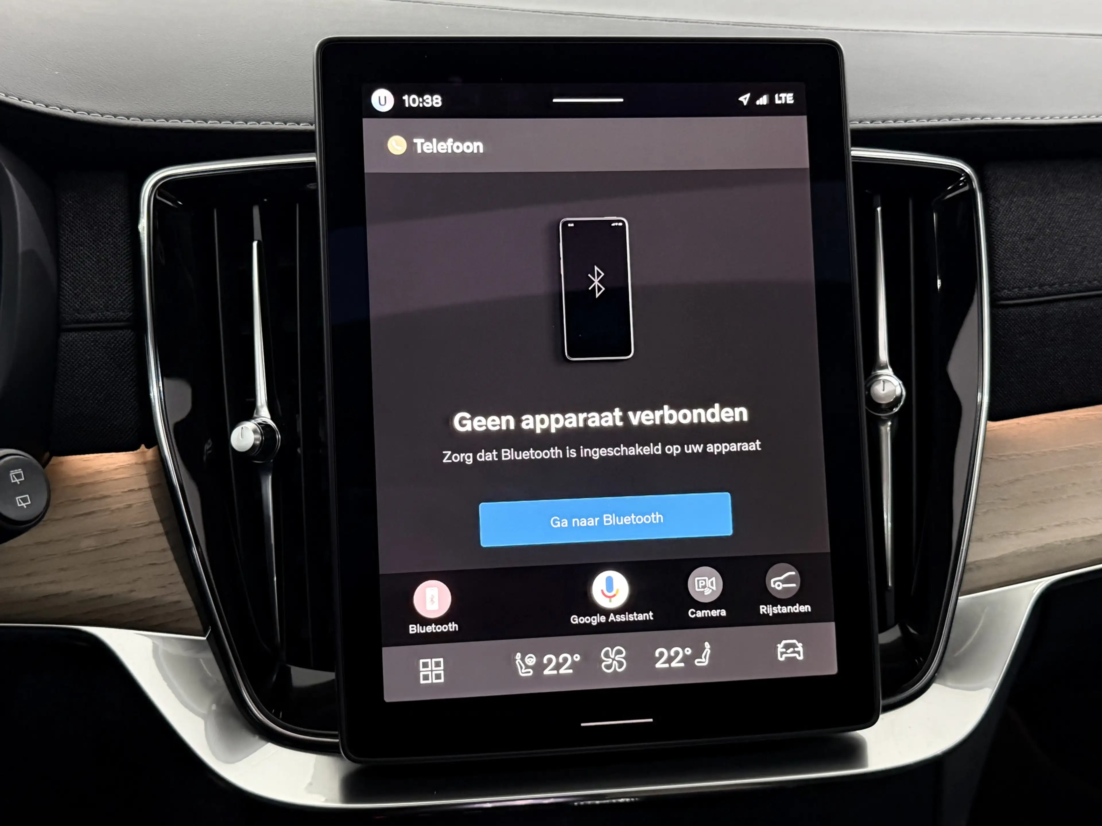 Volvo XC90 2.0 T8 Plug-in hybrid AWD Plus Dark Facelift 7P Pa — photo 28