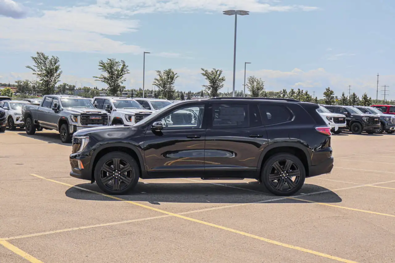GMC Acadia снимка GMC Acadia
