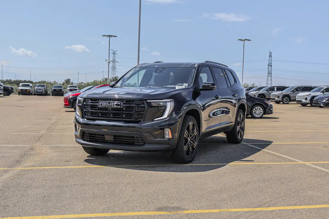 GMC Acadia снимка GMC Acadia