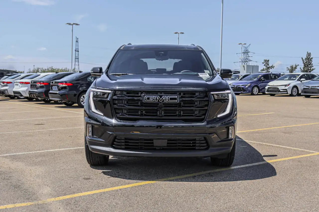 GMC Acadia снимка GMC Acadia