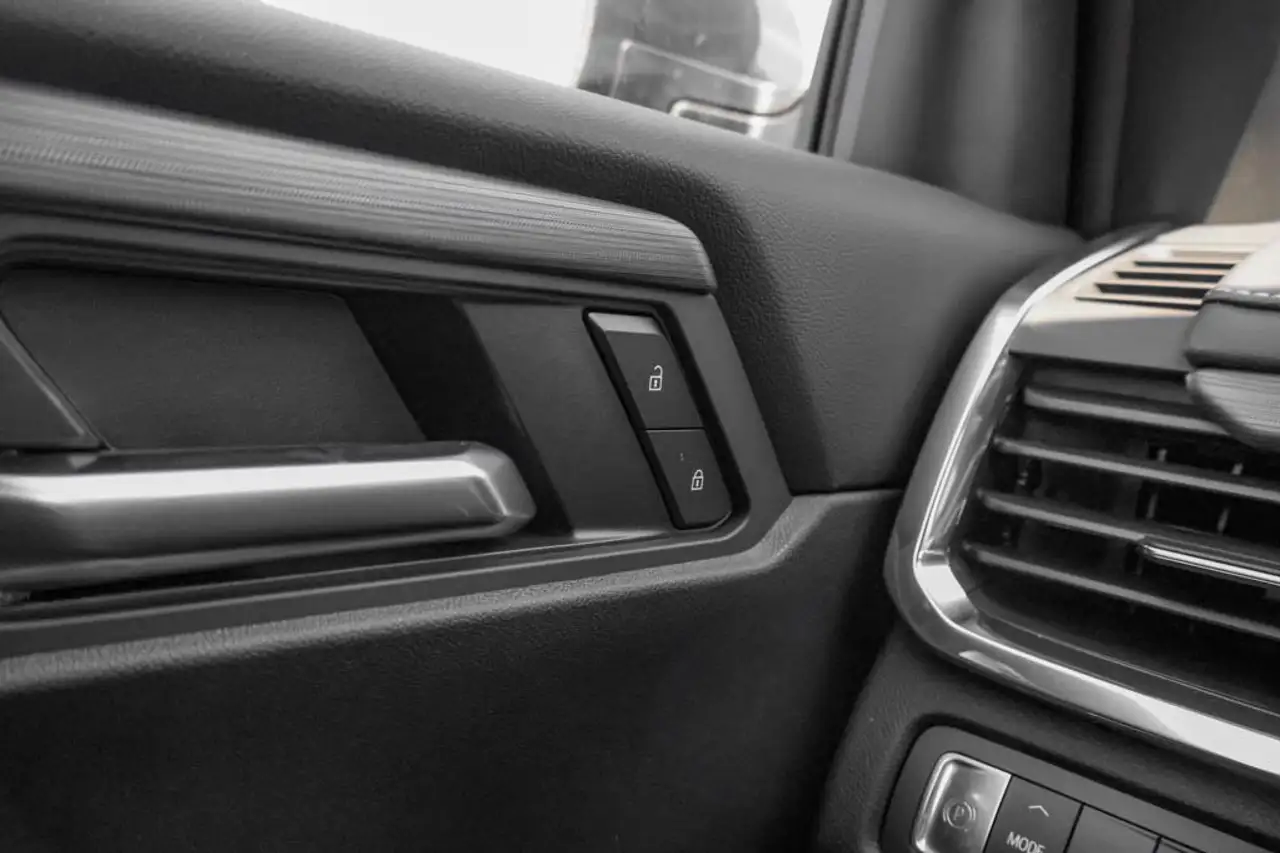 GMC Acadia снимка GMC Acadia