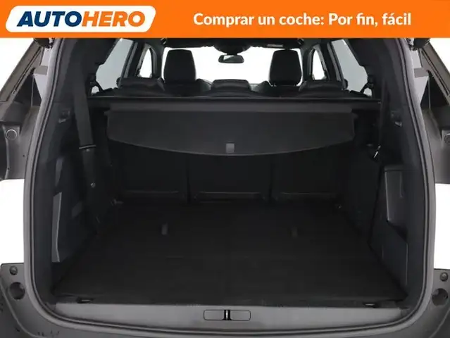 Peugeot 5008 view 18