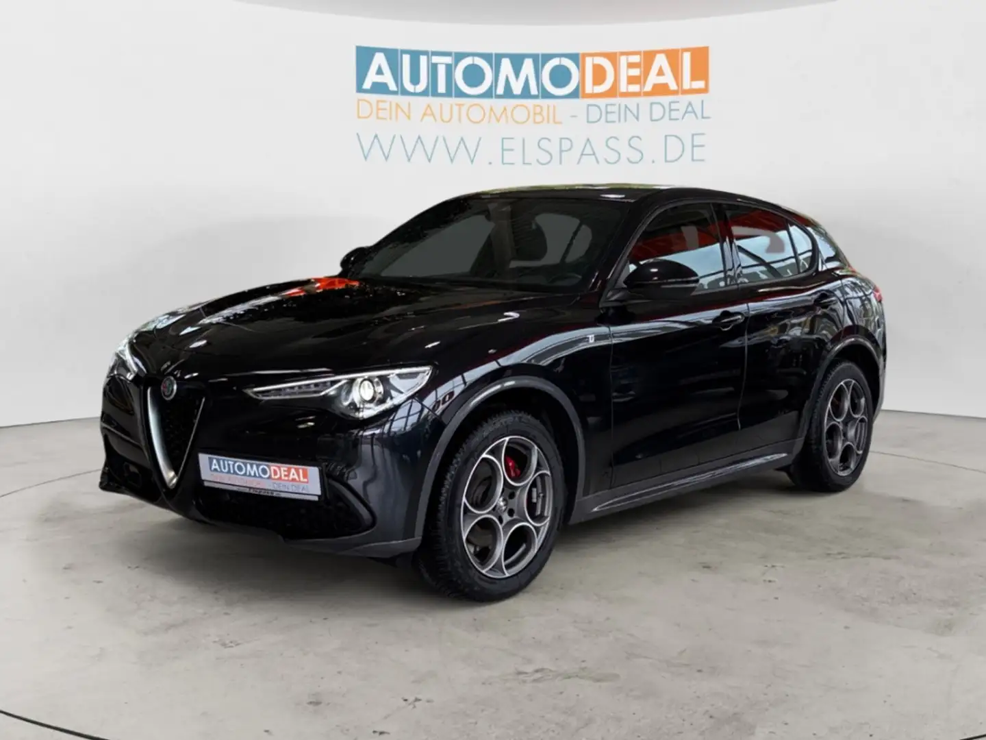Alfa Romeo Stelvio Ti Q4 AUTOMATIK ALLWETTER NAV XENON ALLRAD KAMERA Černá - 2