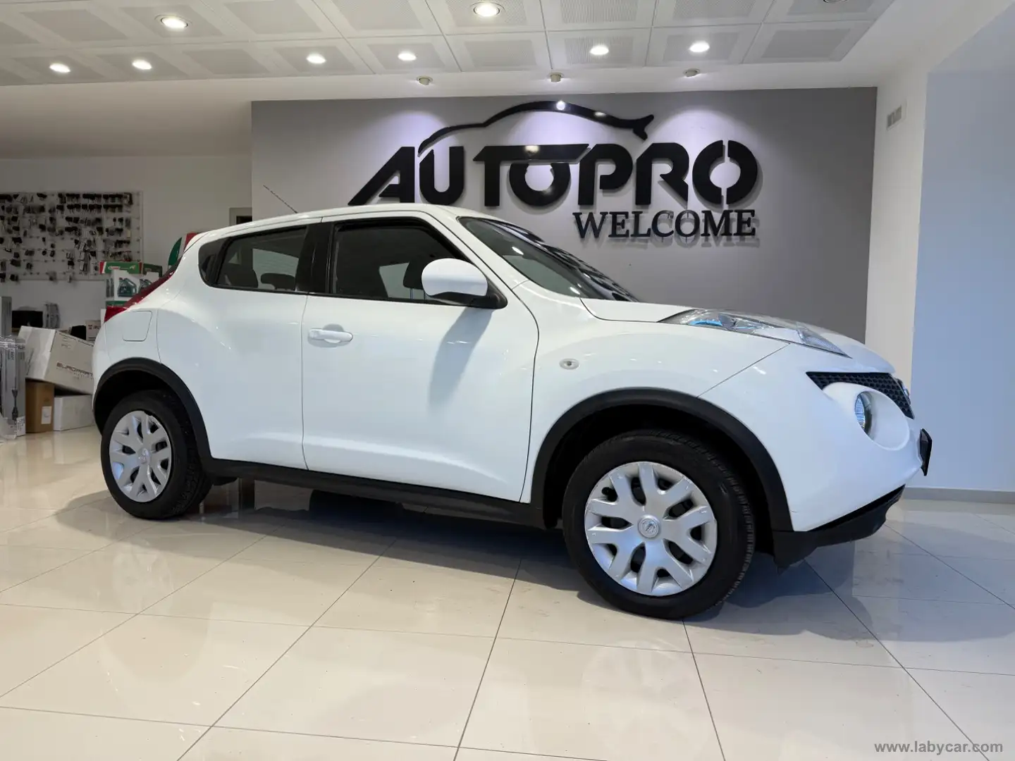 Nissan Juke 1.5 dCi Visia AUTOCARRO Bianco - 2
