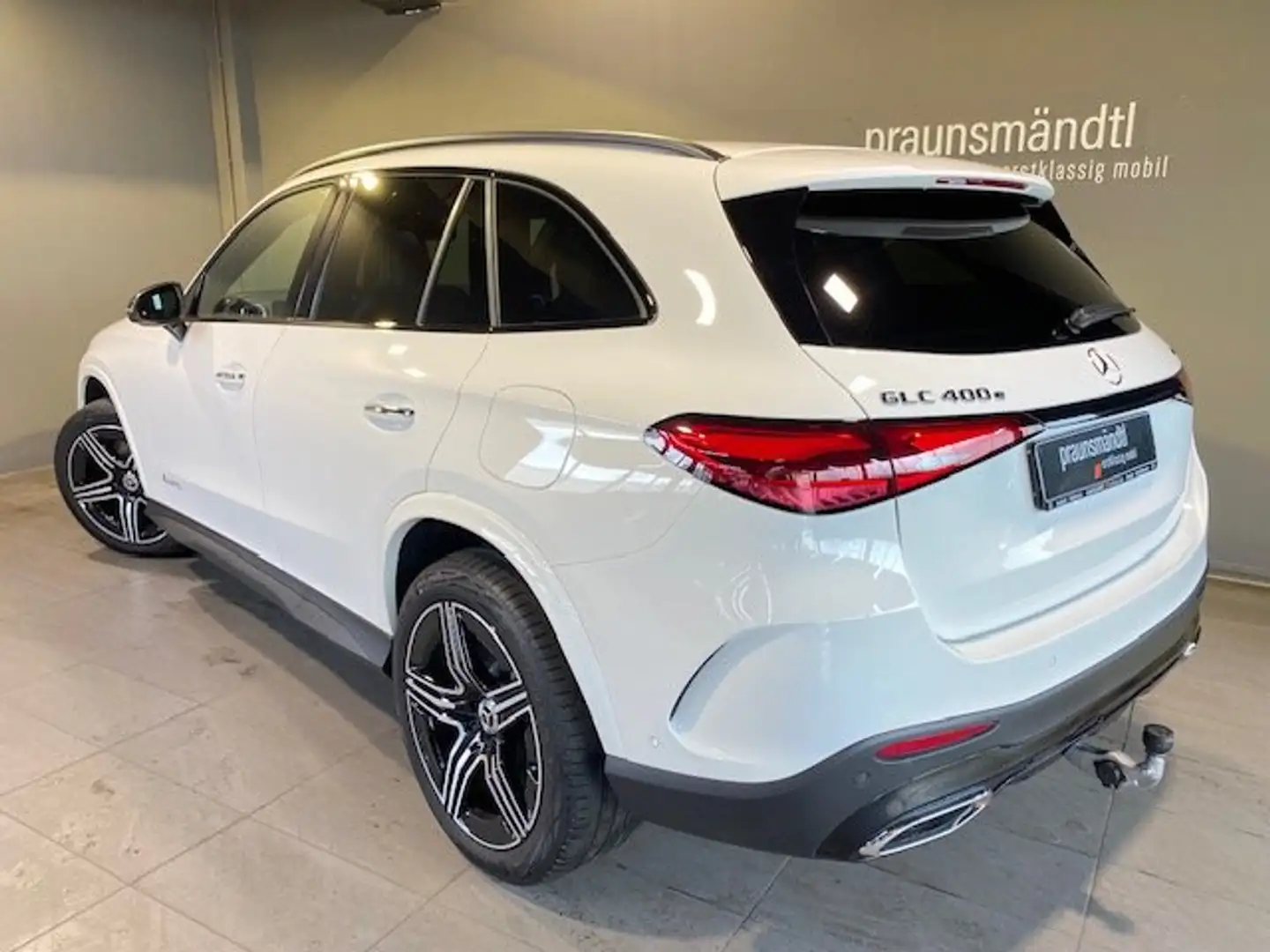 Mercedes-Benz GLC 400 e 4M AMG Night AHK/Sound/Pano/Distro/20" Weiß - 2