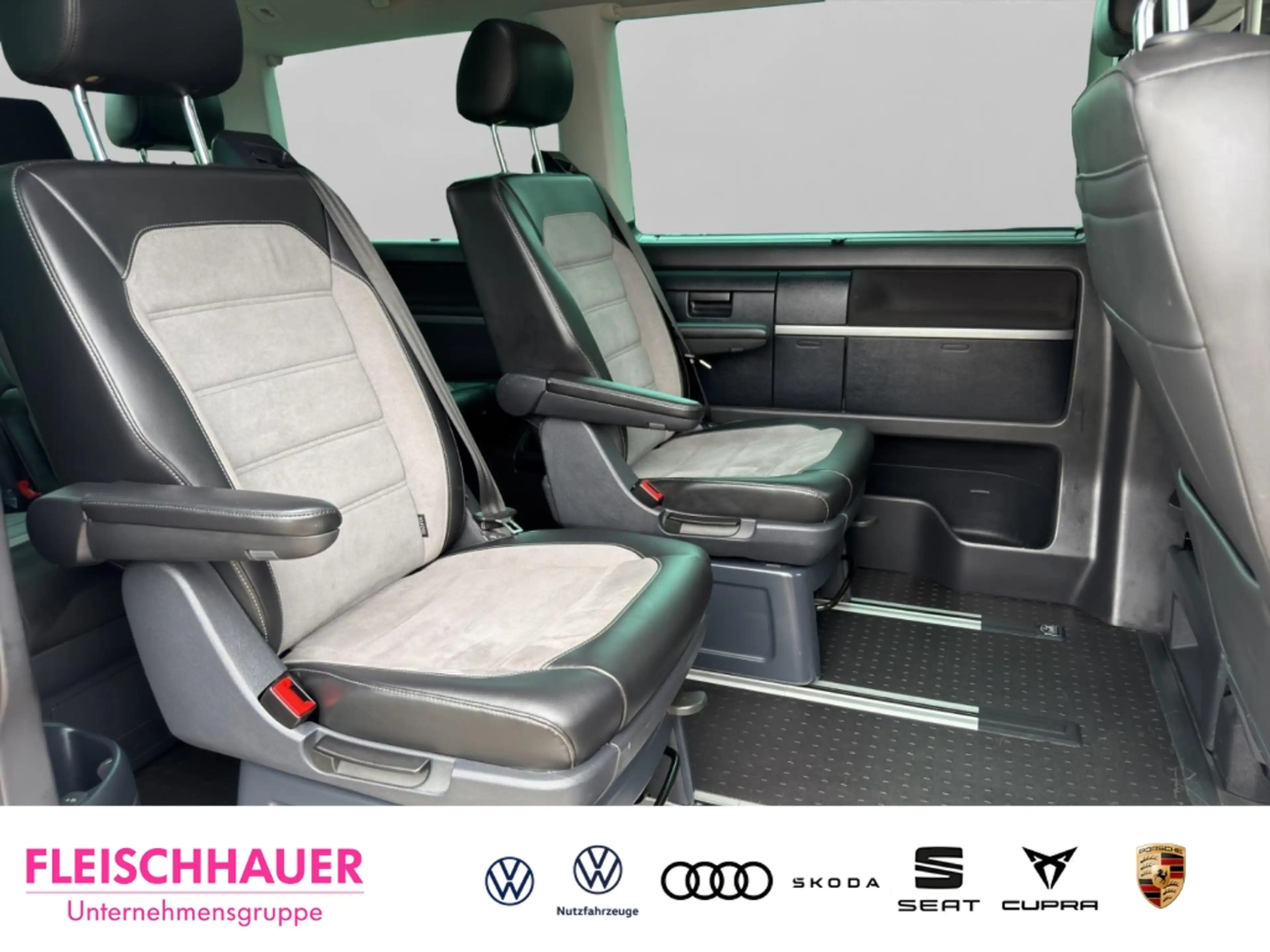 Volkswagen T6.1 Multivan Generation Six+LED+AHK+ACC — photo 11