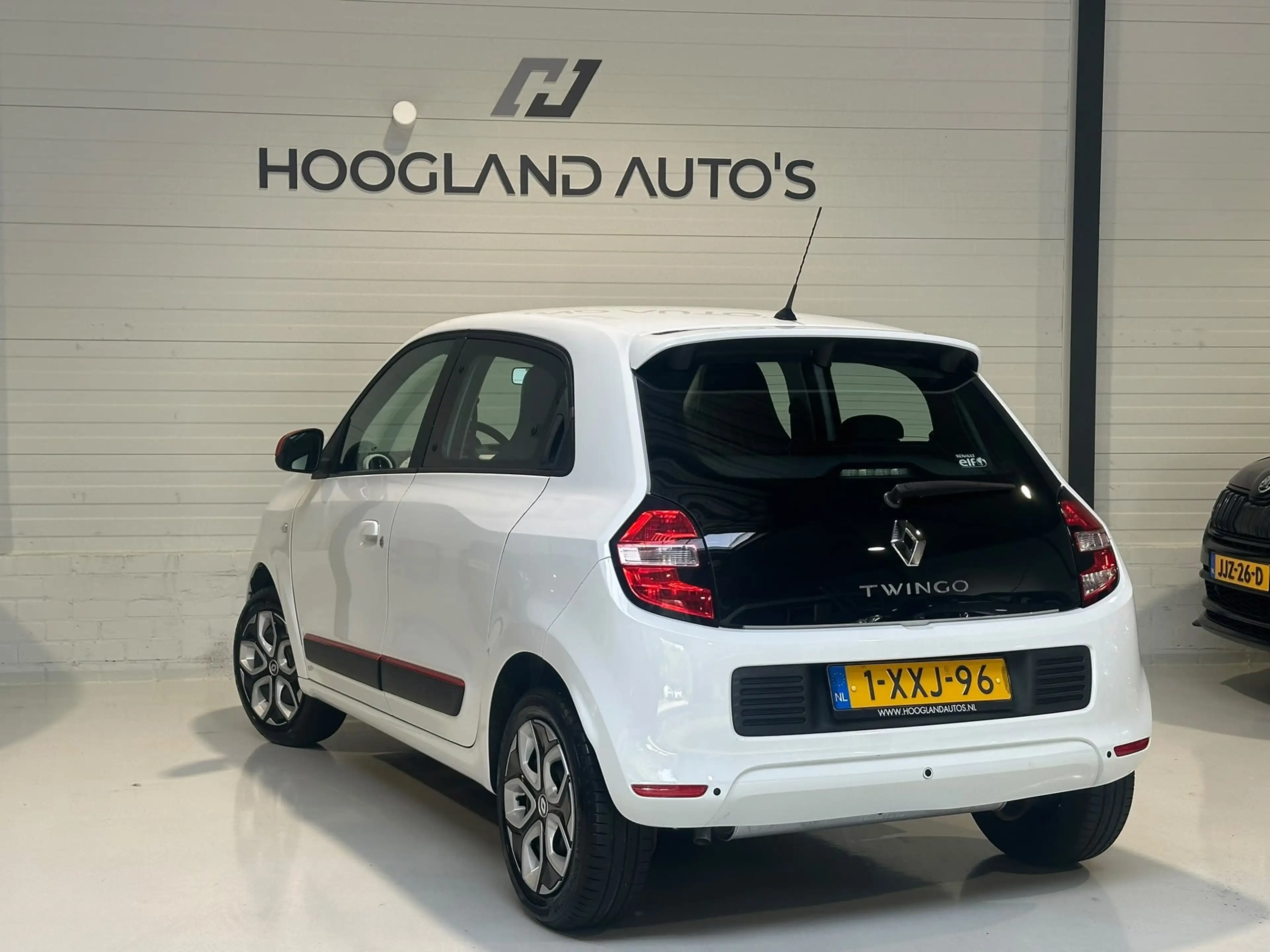 Renault Twingo 1.0 SCe Expression 2014 Nieuwe APK 41DKM — photo 5