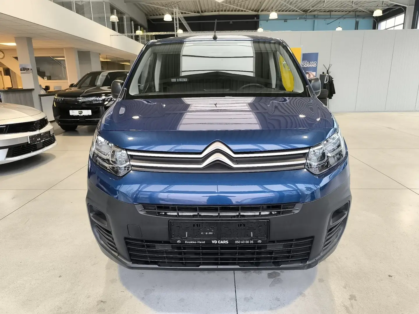 Citroen Berlingo 1.5 D *ParkS.A.*CruisC+Limit*Blth*A/C*Start&Stop* Blauw - 2