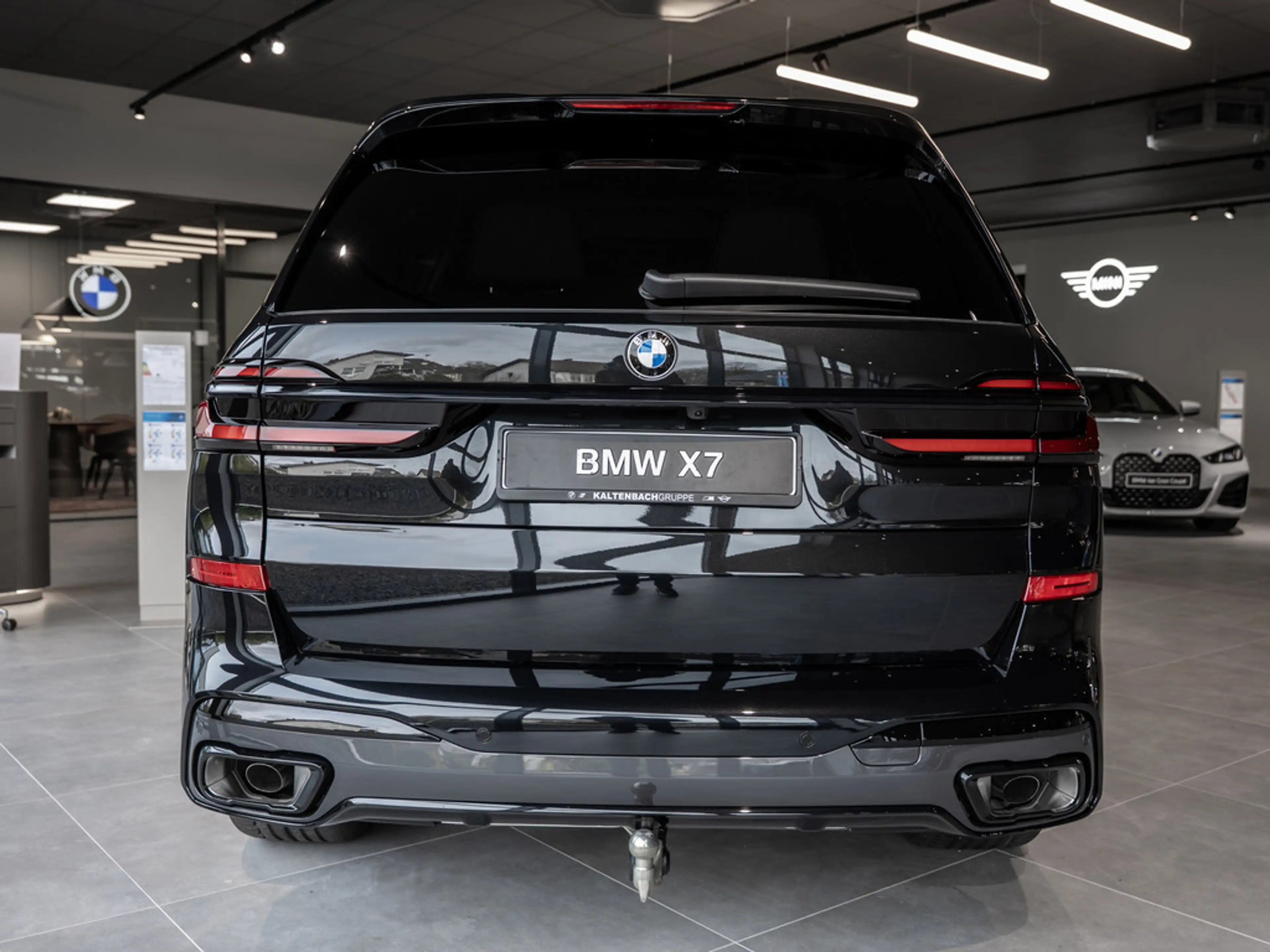 BMW X7 xDrive 40d M-Sport Pro PANO LED HUD NAVI — photo 6