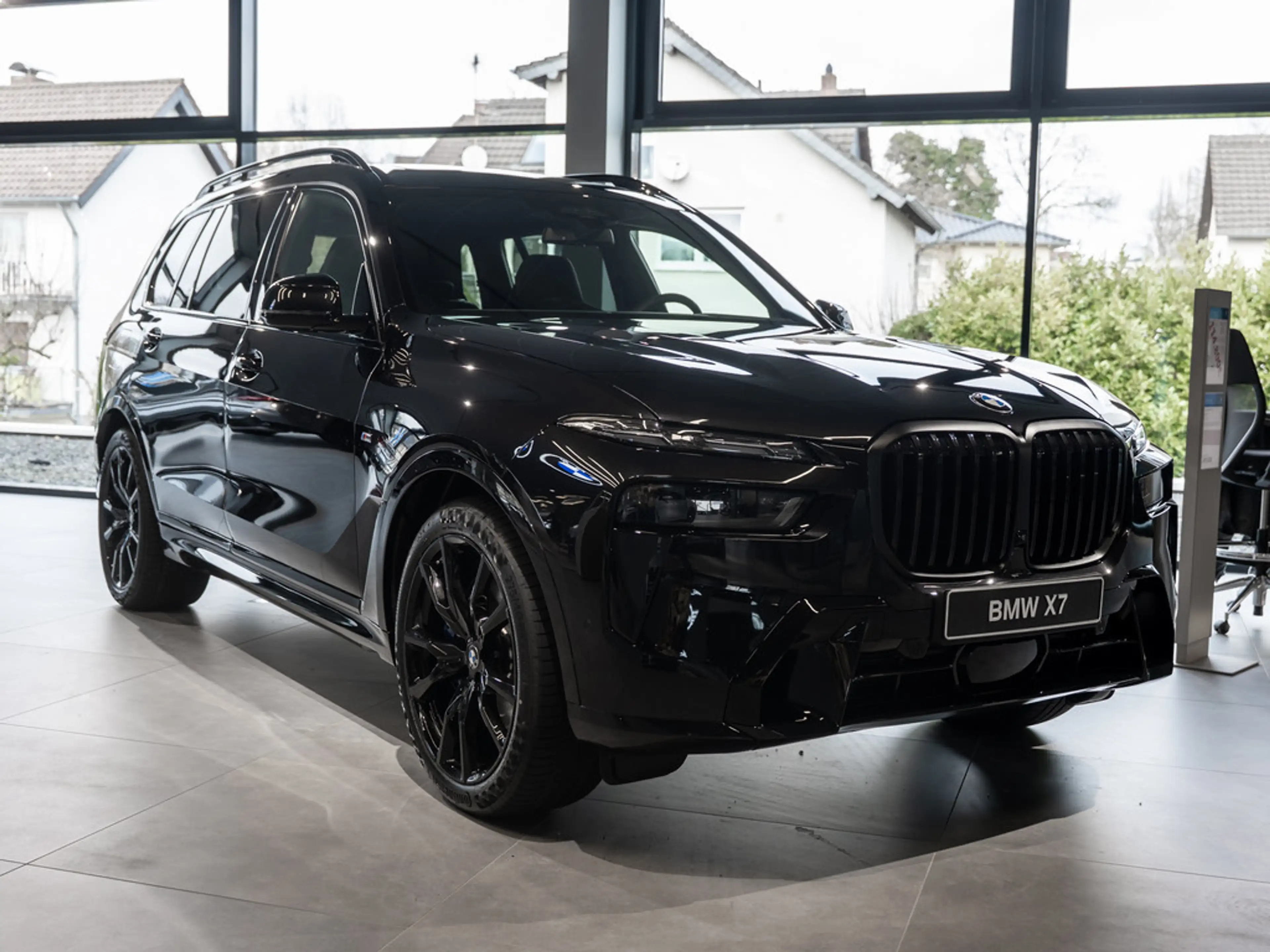 BMW X7 xDrive 40d M-Sport Pro PANO LED HUD NAVI — photo 4