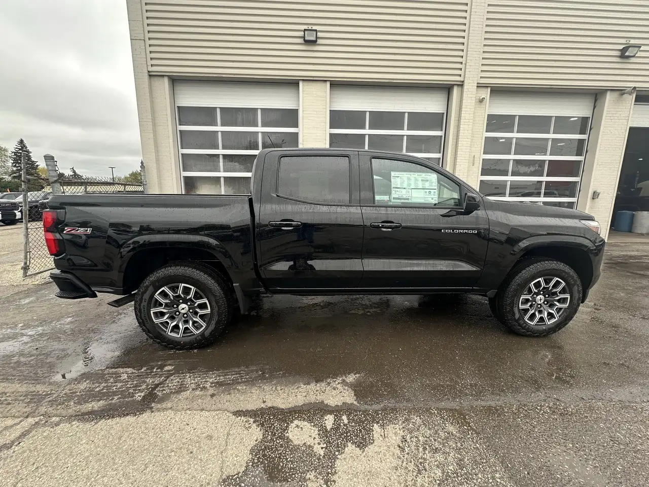 Chevrolet Colorado снимка Chevrolet Colorado