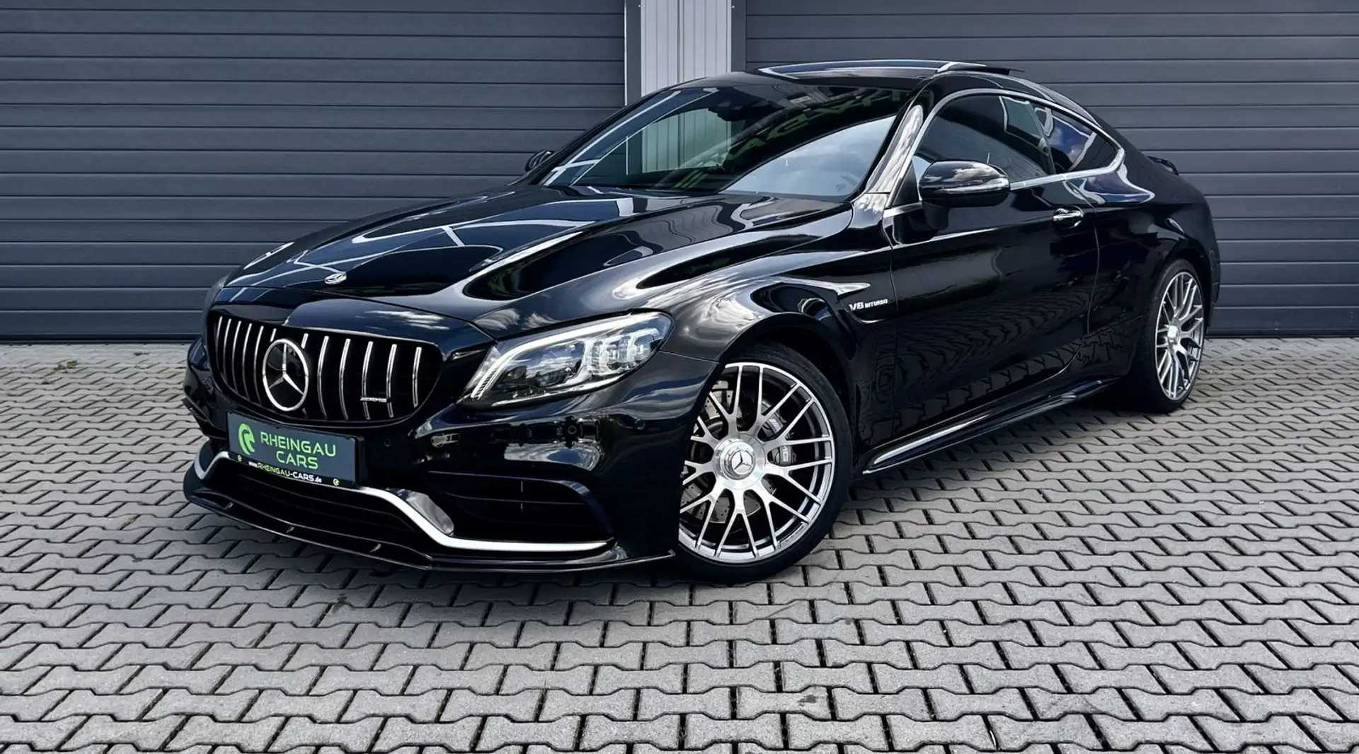 Mercedes-Benz C 63 AMG AERO BUR PERF-AGA PANO Schwarz - 2
