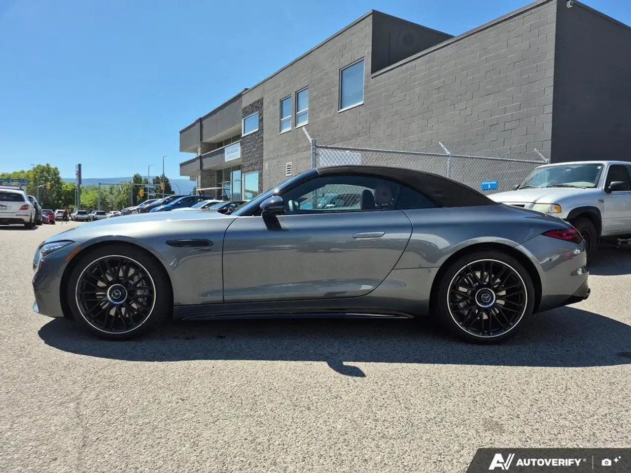 Mercedes-Benz SL photo Mercedes-Benz SL