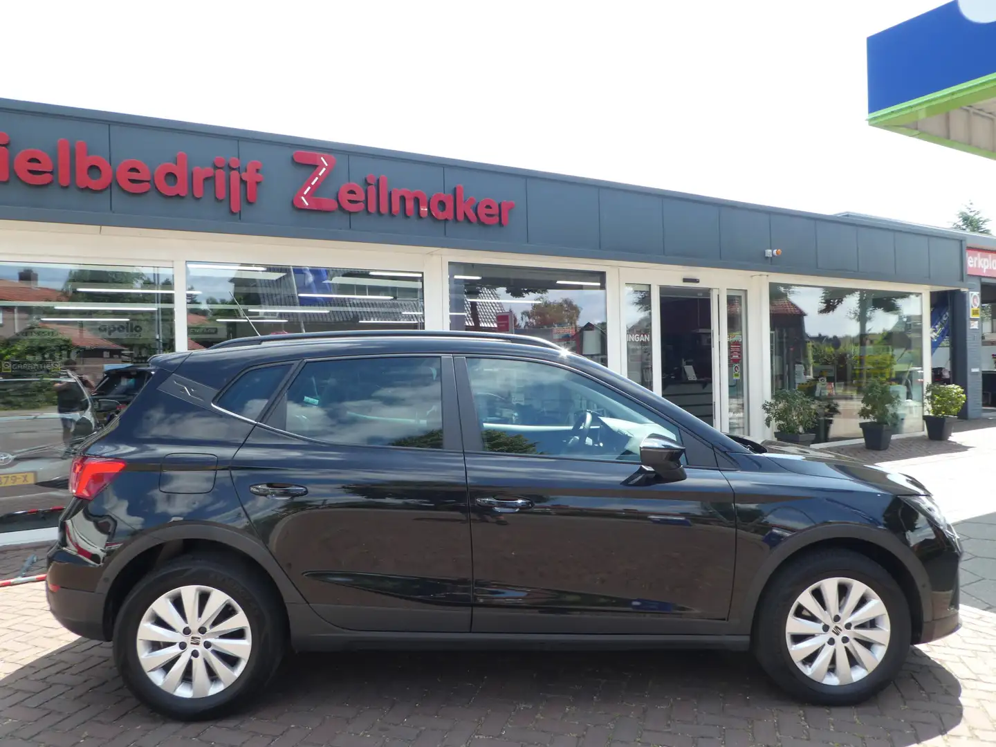 SEAT Arona 1.0 TSI Style Business Intense Navi, Android/Carpl Zwart - 2