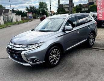 2.2 DI-D 150 CV 4WD INSTYLE BVA 7 PLACES TOIT OUVRANT FULL