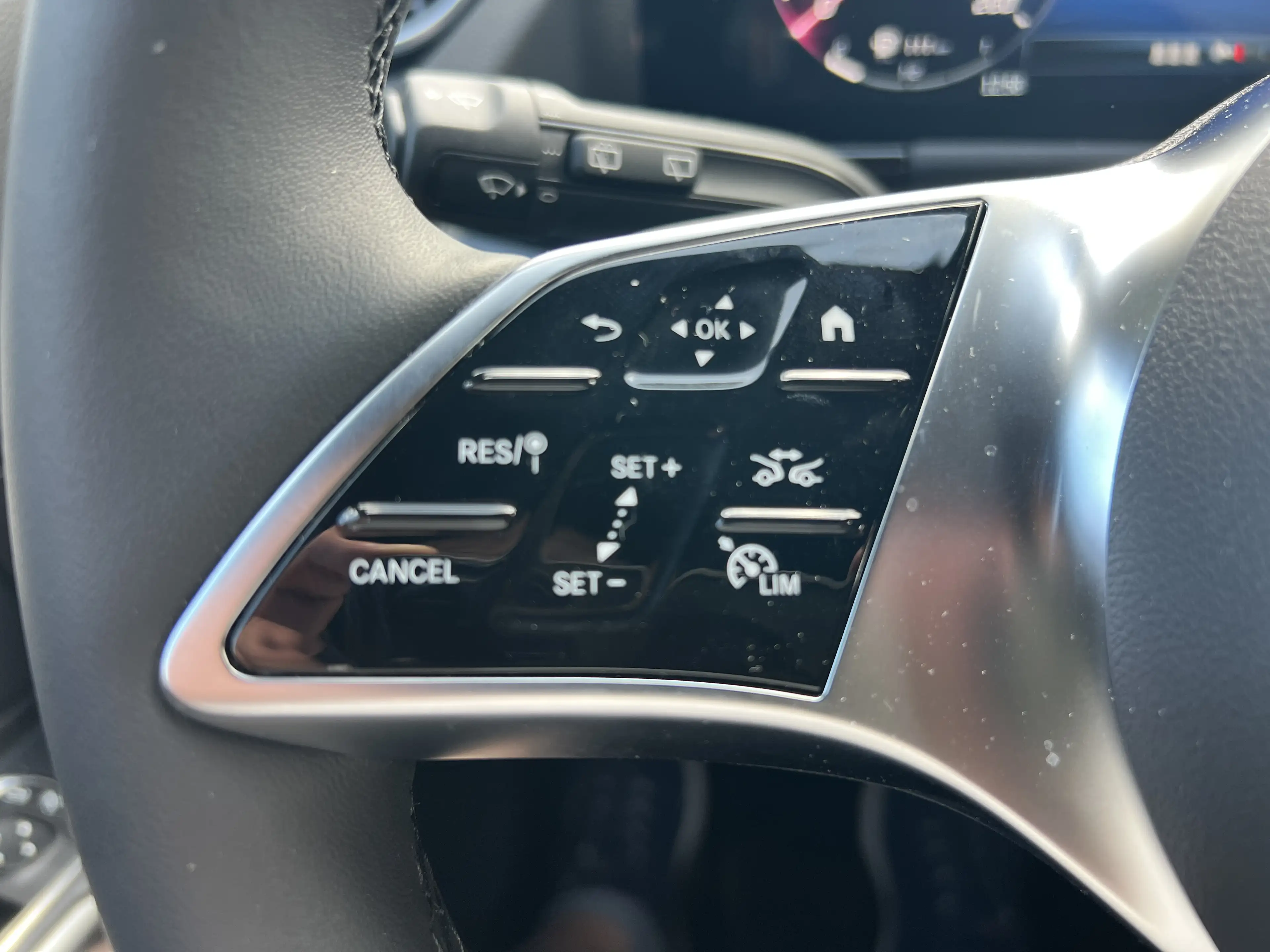 Mercedes-Benz B 200 B 200 (247.087) — photo 8