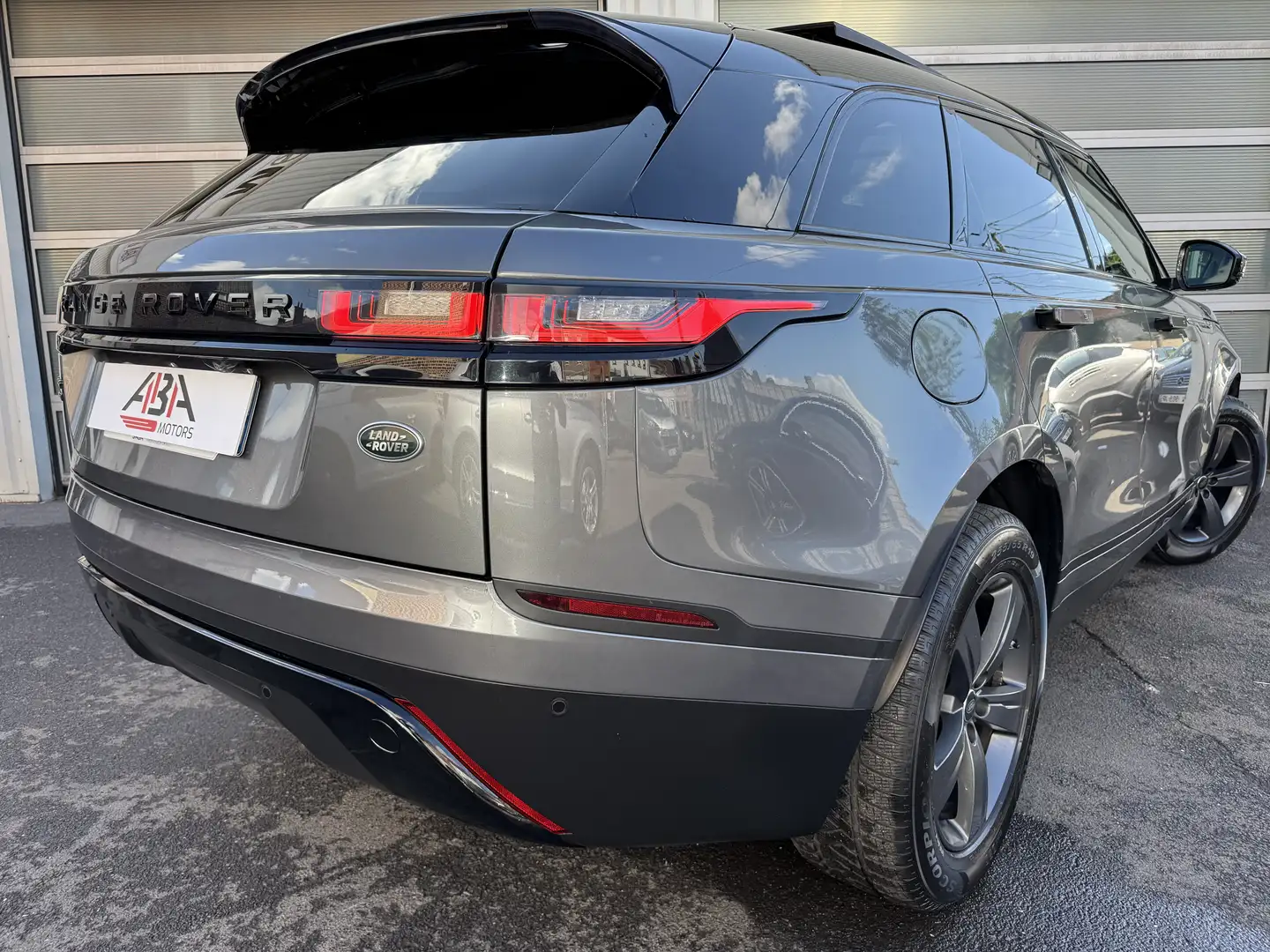 Land Rover Range Rover Velar 2.0L D180 BVA SE - 2