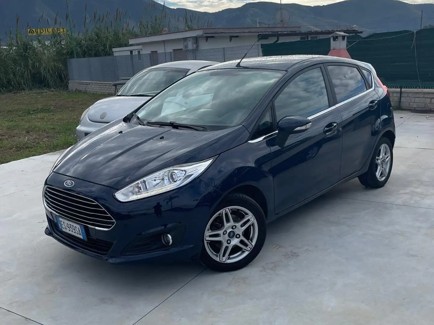 Ford Fiesta Fiesta 5p 1.4 16v Titanium Business Gpl Blu/Azzurro - 2