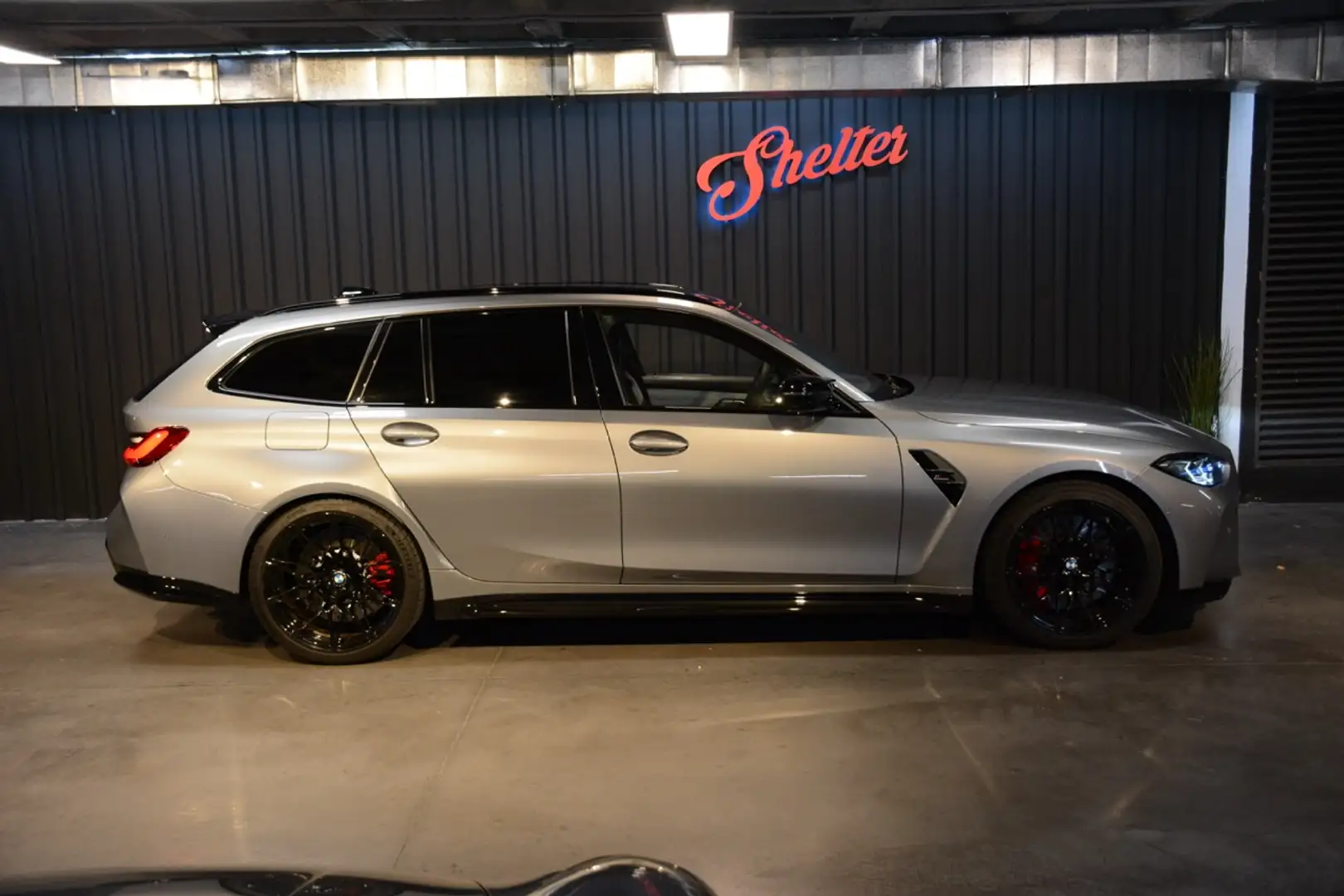 BMW M3 Competition Touring MxDrive - 2