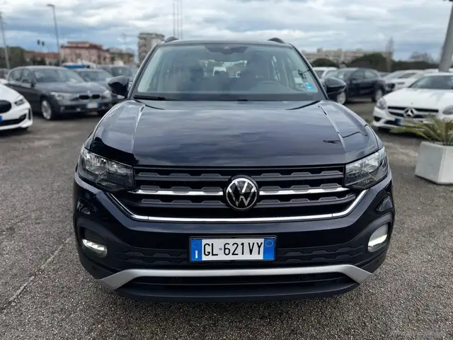 Volkswagen T-Cross view 14