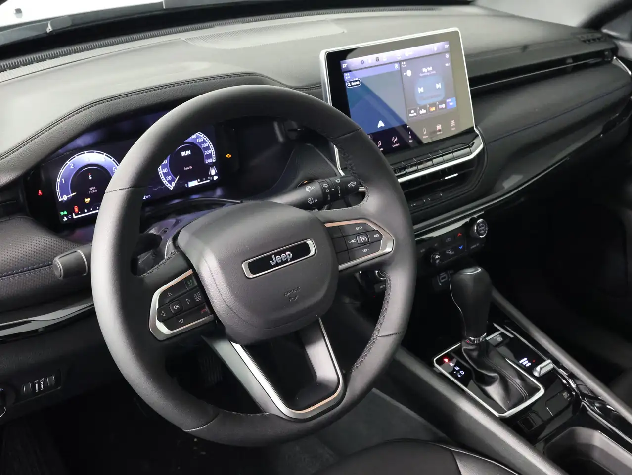 Jeep Compass photo Jeep Compass