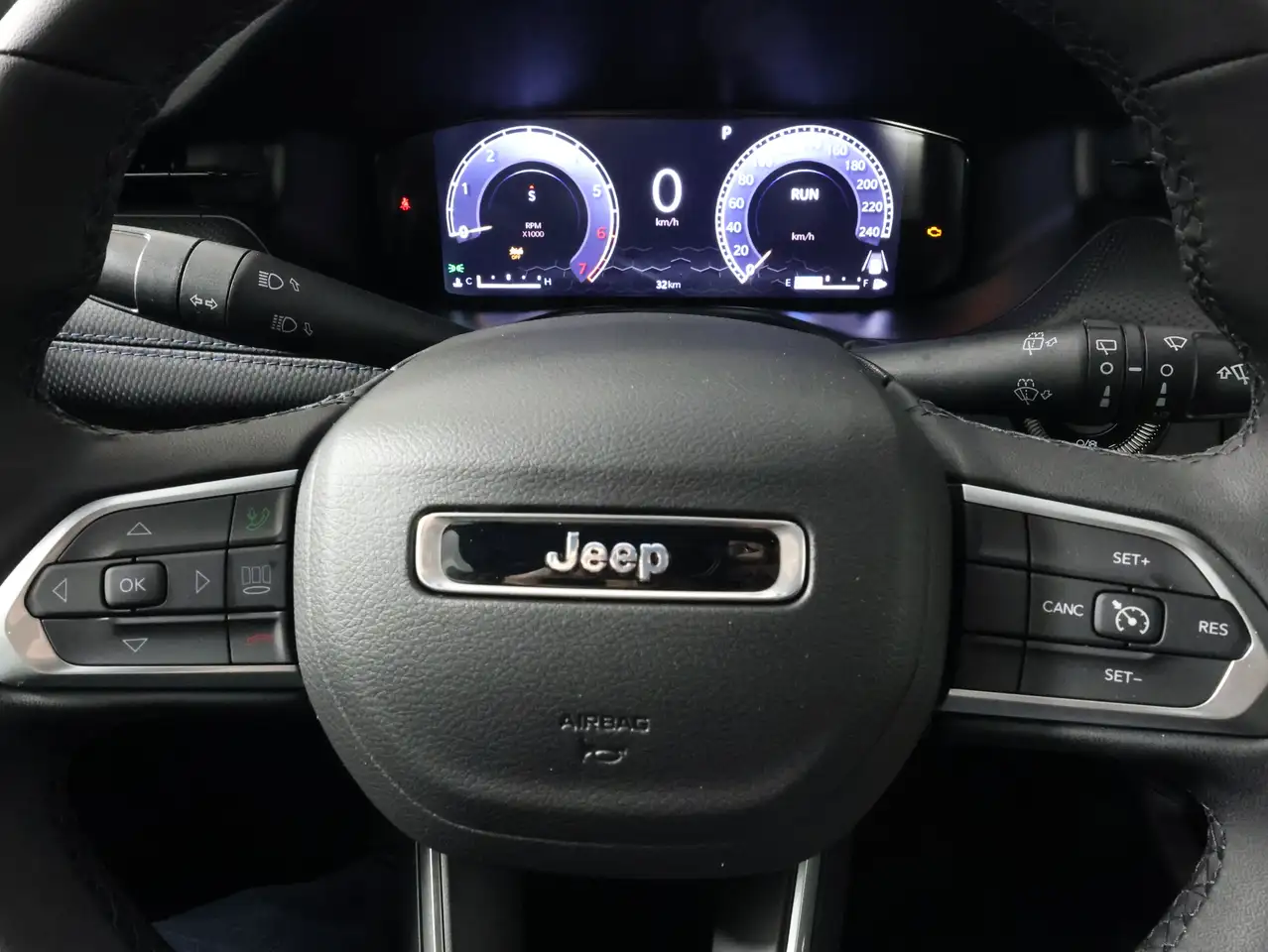Jeep Compass photo Jeep Compass