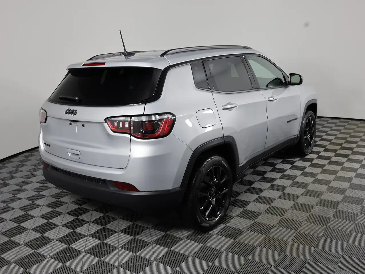 Jeep Compass photo Jeep Compass