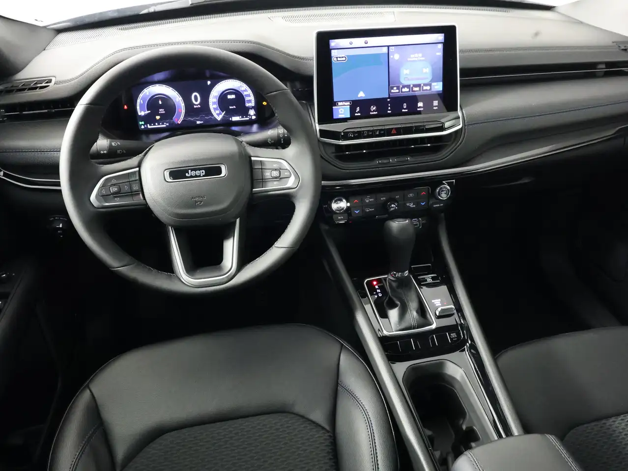 Jeep Compass photo Jeep Compass