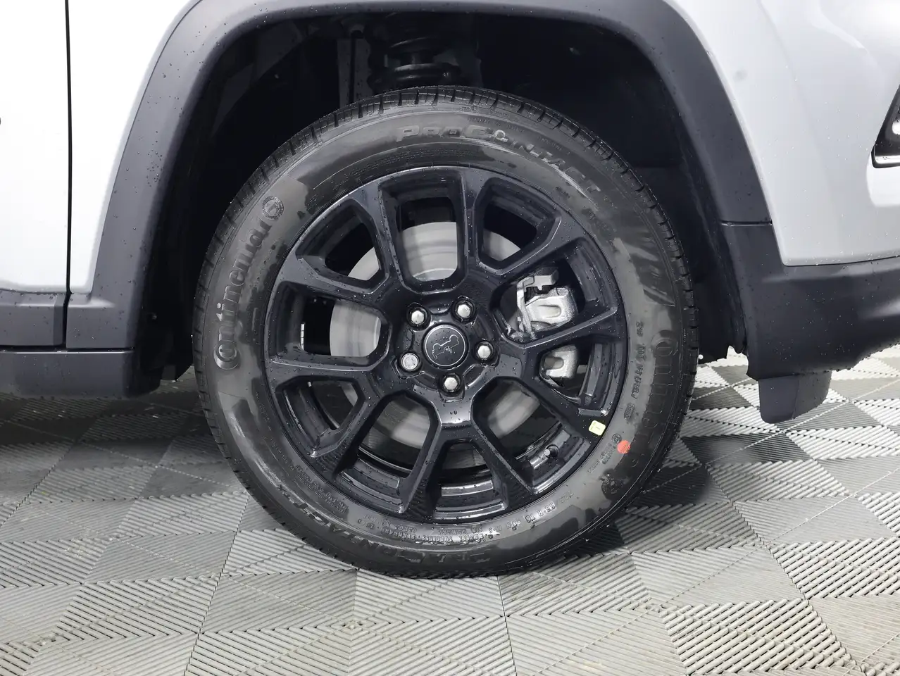 Jeep Compass photo Jeep Compass