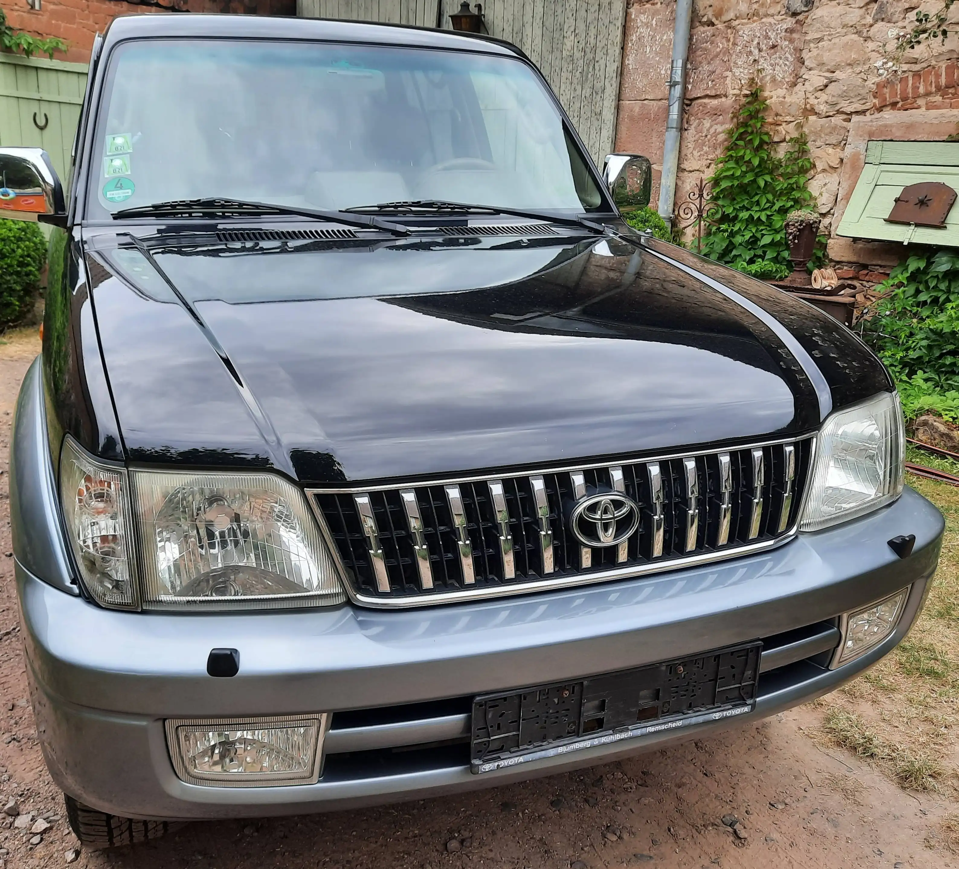 Toyota Land Cruiser KJ95  FAST 1. HAND! *TRAUM-AUSSTATTUNG* TOP!