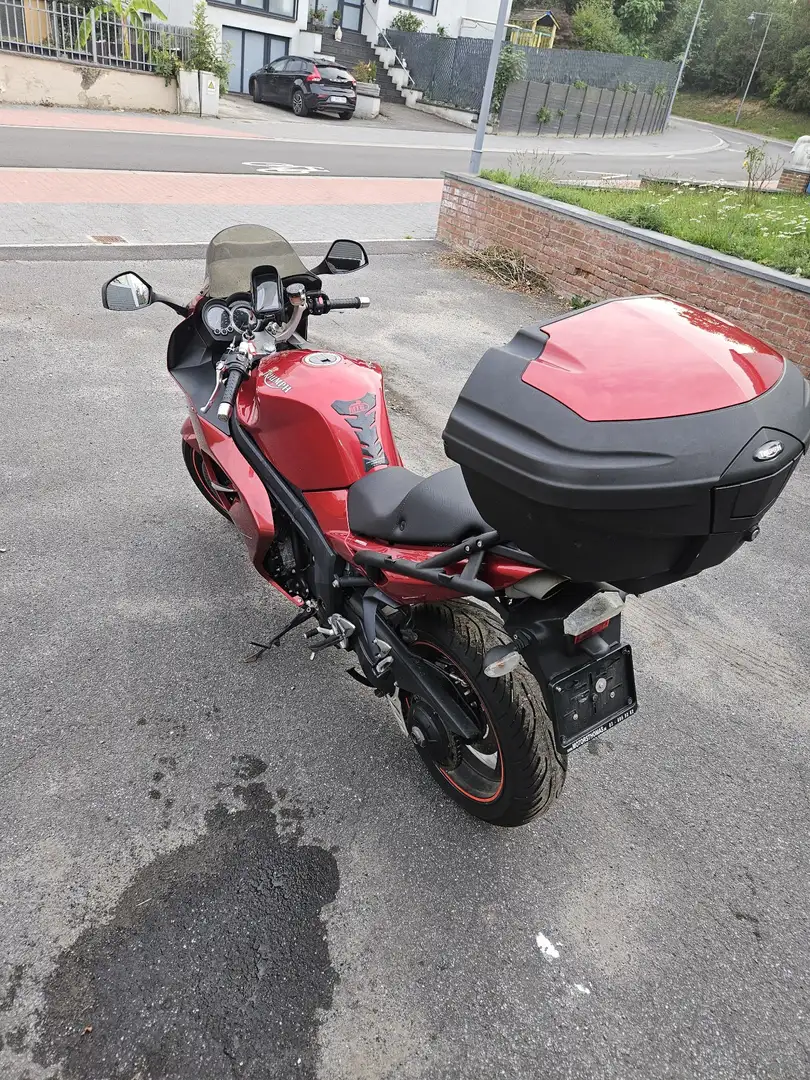 Triumph Sprint ST 1050 Rouge - 1